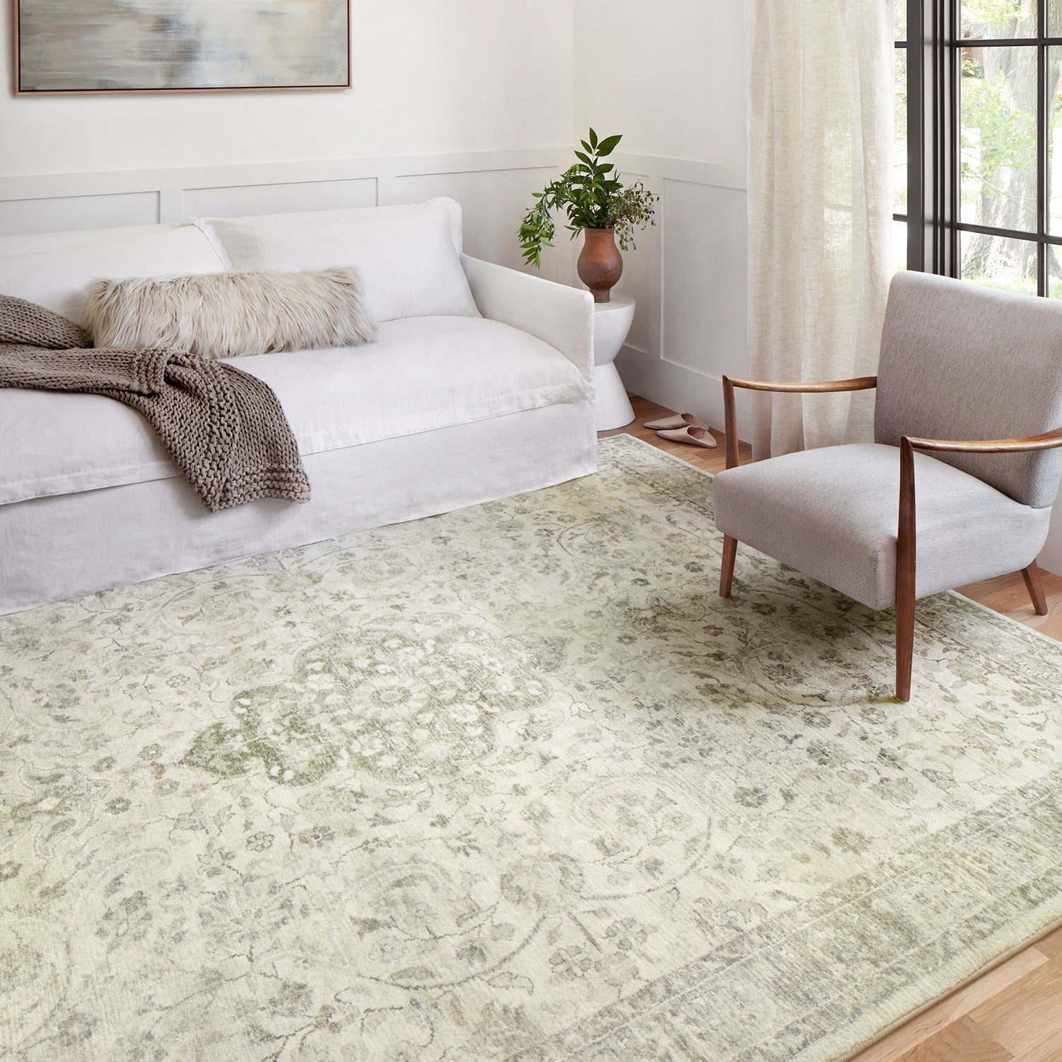 Loloi Rosette Ivory/Silver Power Loomed Rug