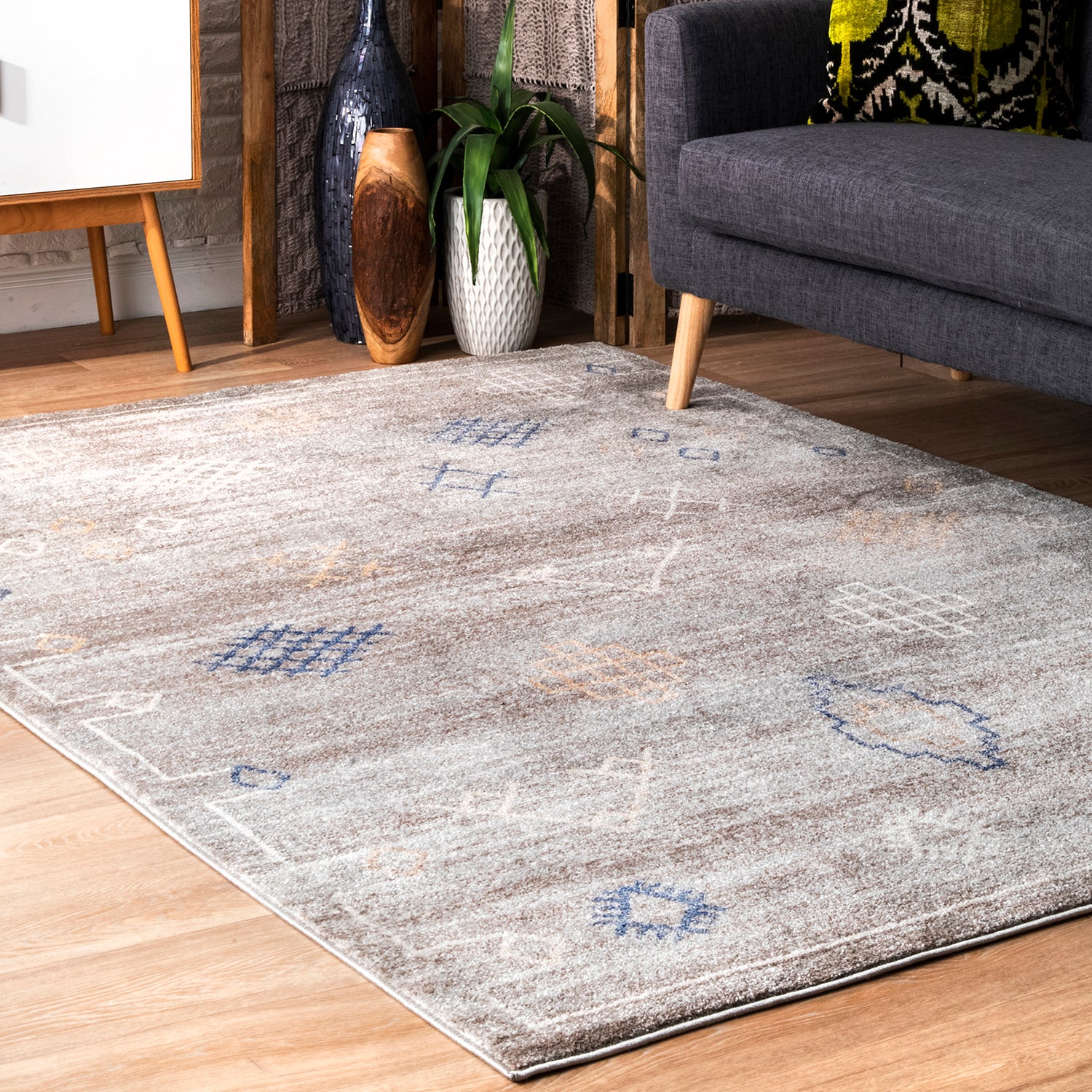 Renton Machine Made Rug