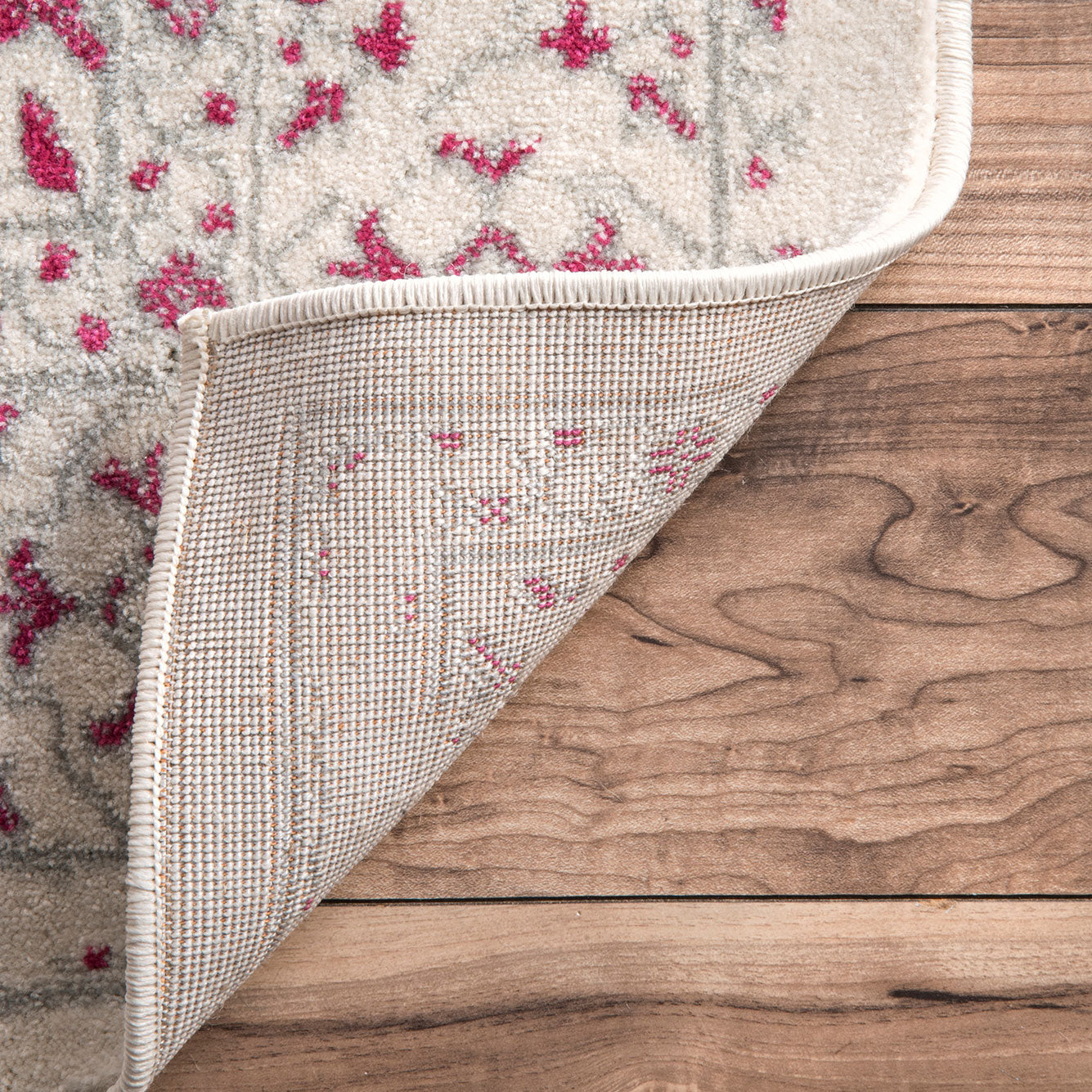 Lindsay Machine Made Rug