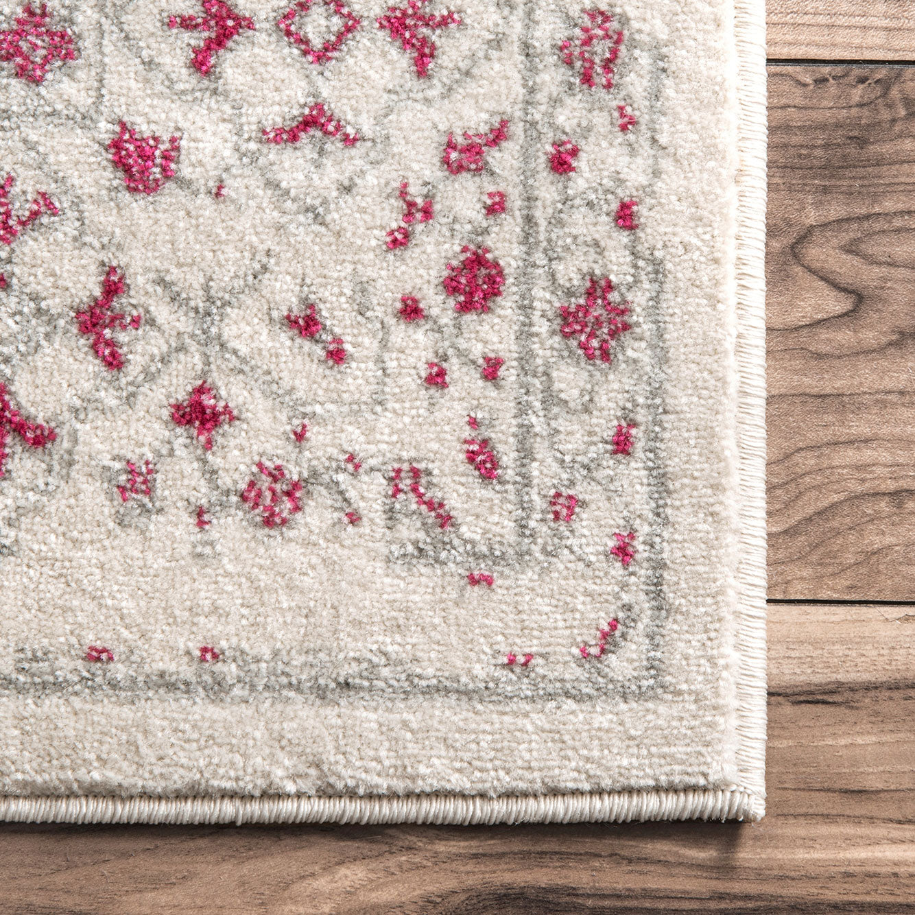 Lindsay Machine Made Rug