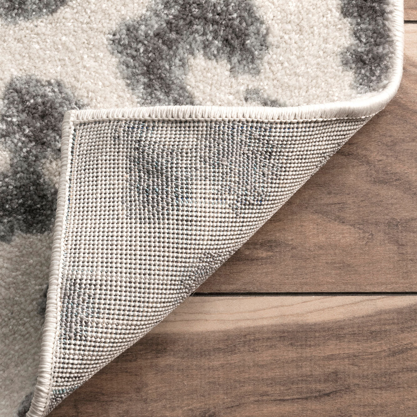 Leopard Gray Machine Made Rug