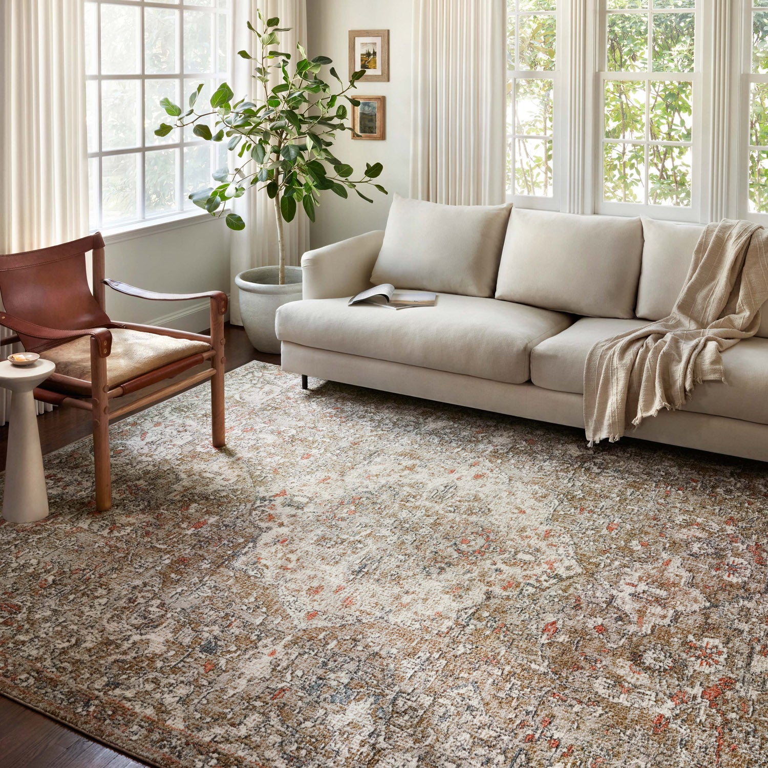 Loloi Saban Straw/Beige Power Loomed Rug