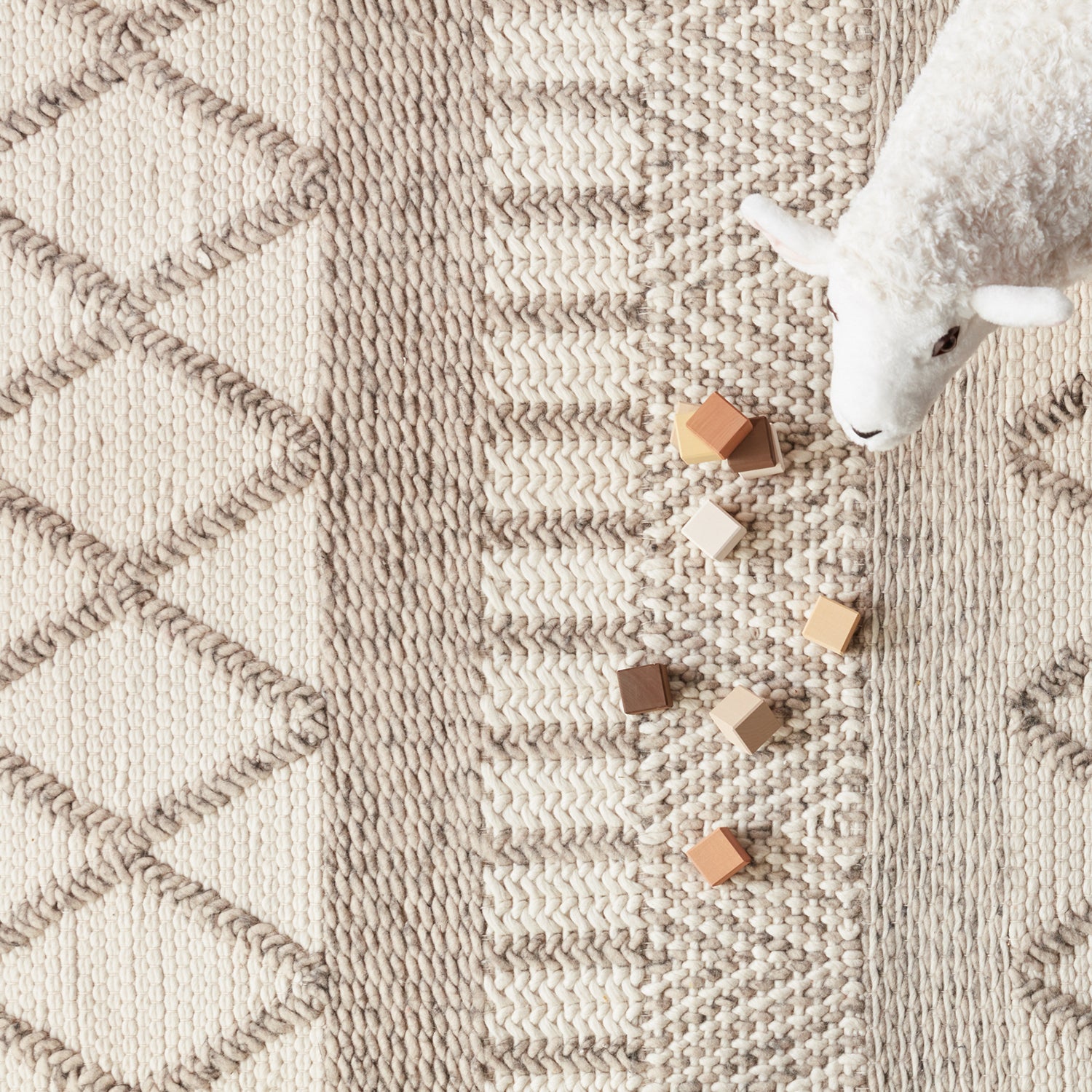 Jaipur Living Scandinavia Dula Sandhurst Textured Rug