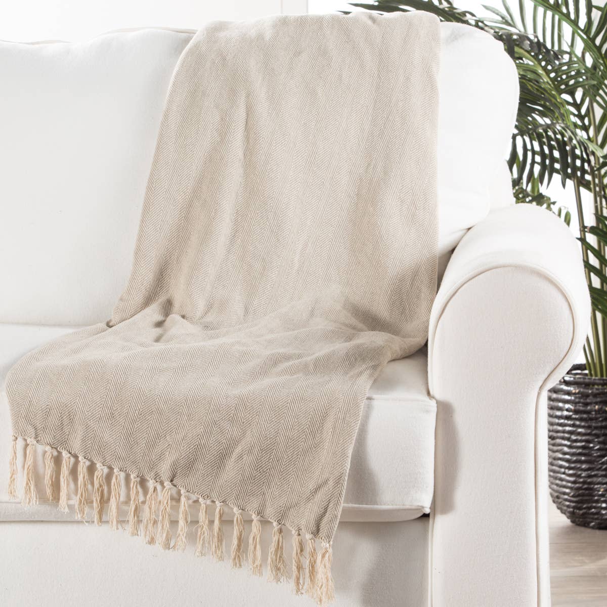 Living Seabreeze Throw Blanket