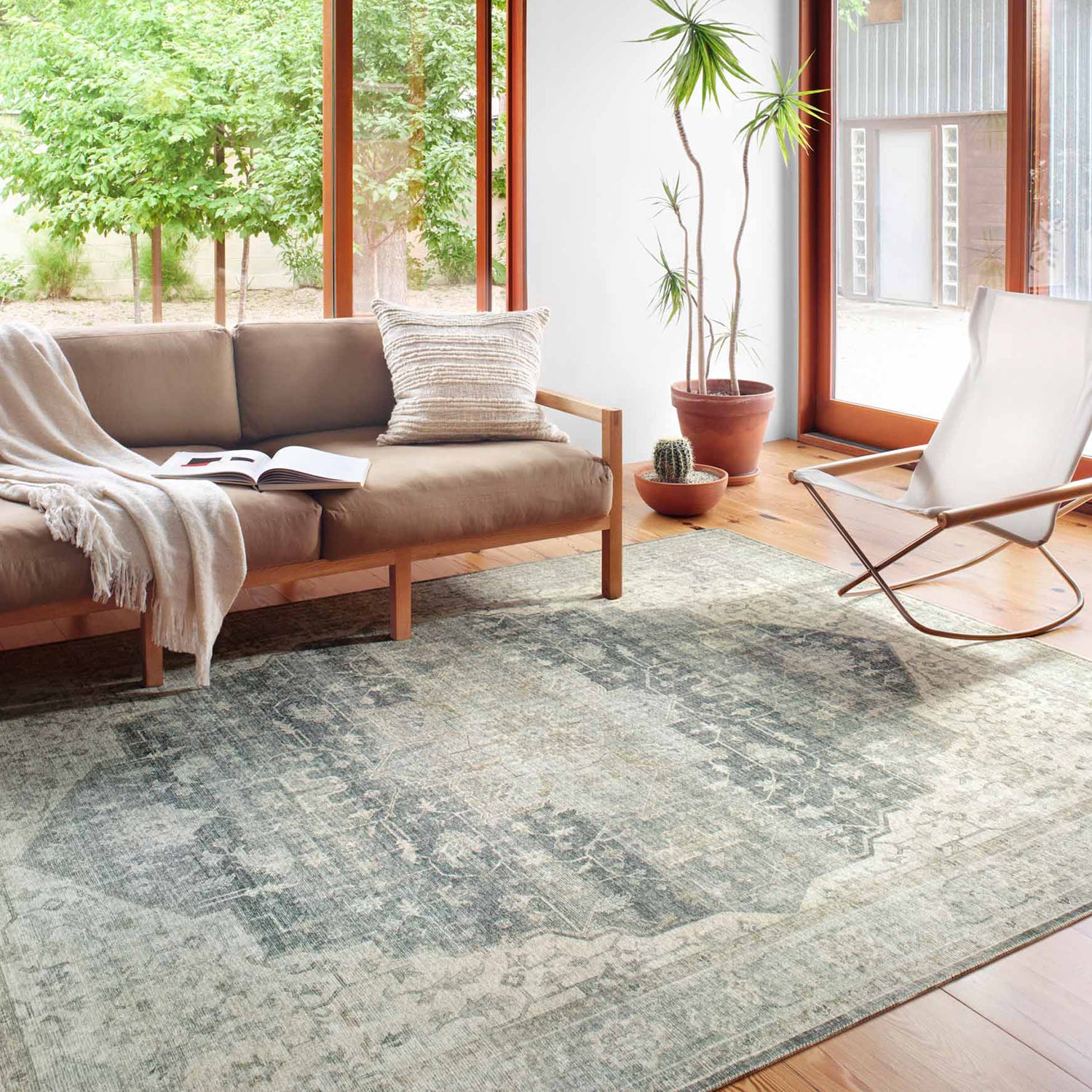 Loloi Skye Charcoal/Dove Power Loomed Rug