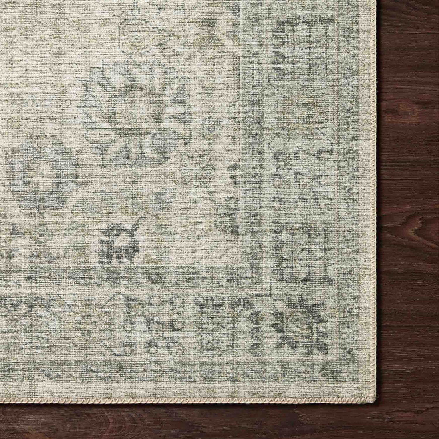 Loloi Skye Natural/Sage Power Loomed Rug