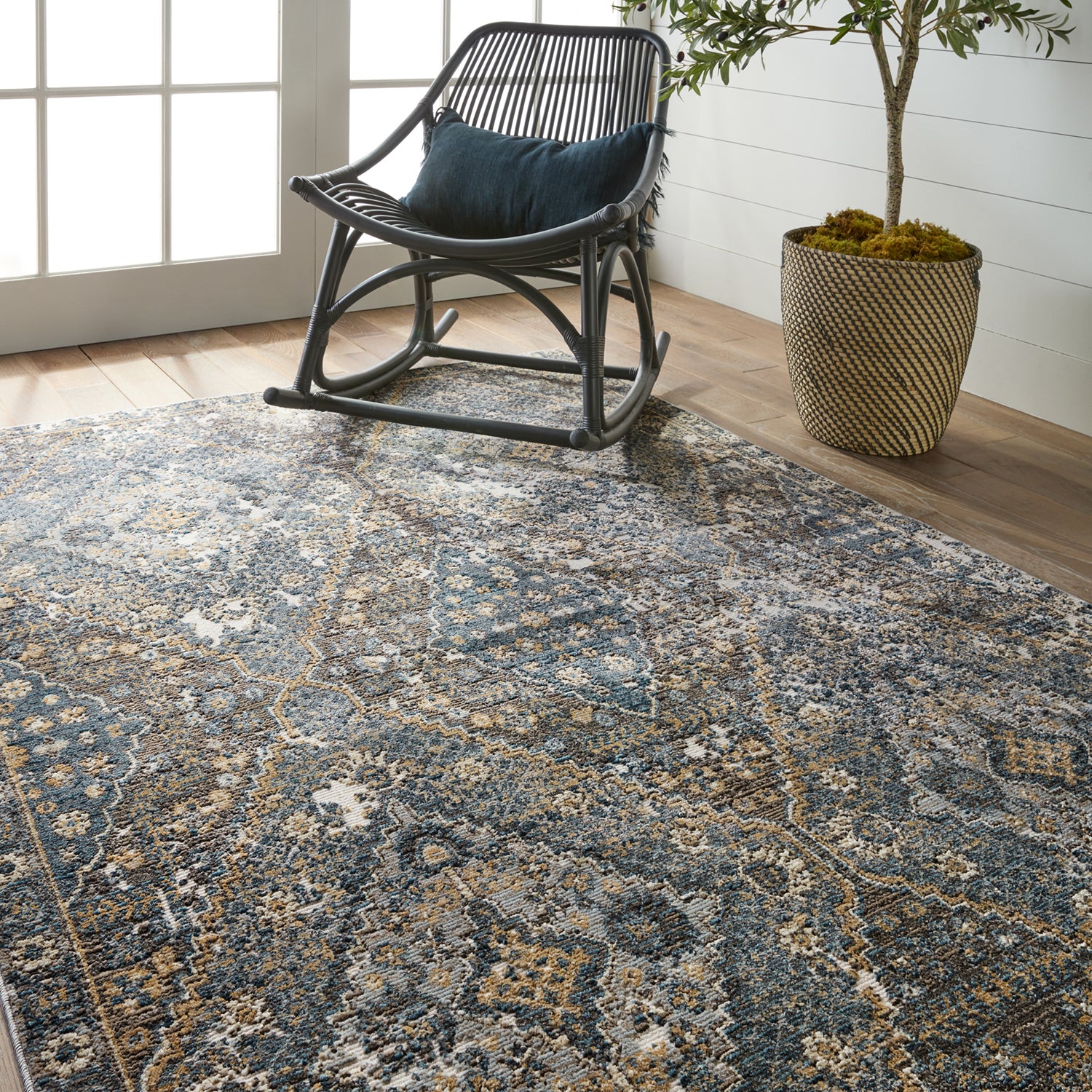 Vibe by Jaipur Living Swoon Julia Indoor/Outdoor Rug