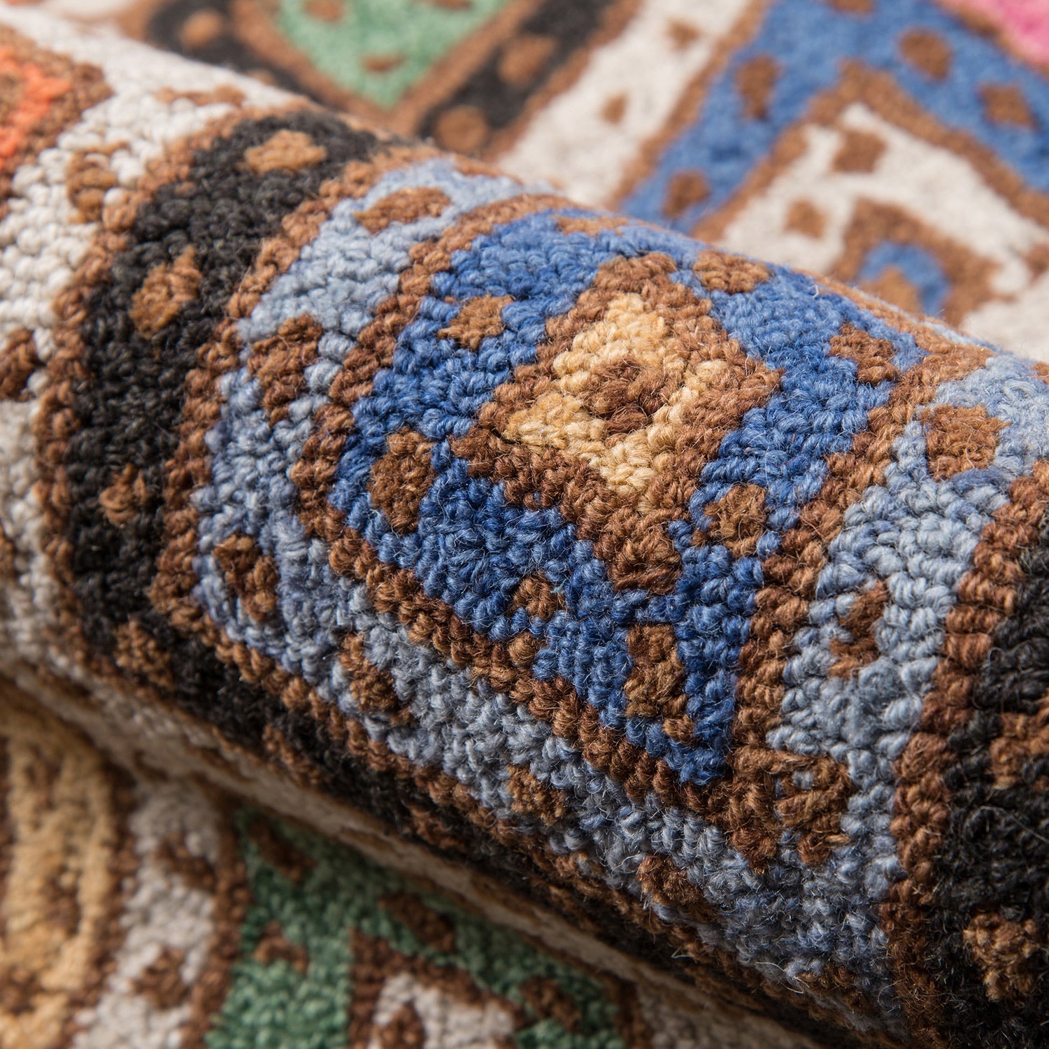 Almanor Interweave Hand Tufted Rug