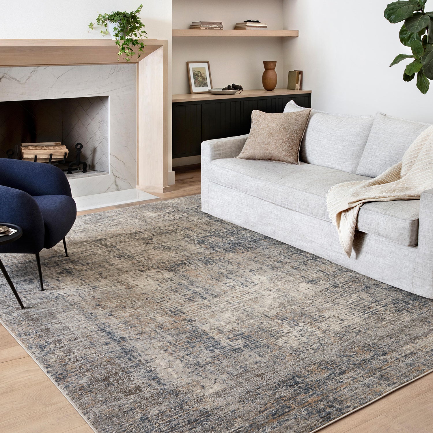 Loloi Teagan Denim/Slate Power Loomed Rug