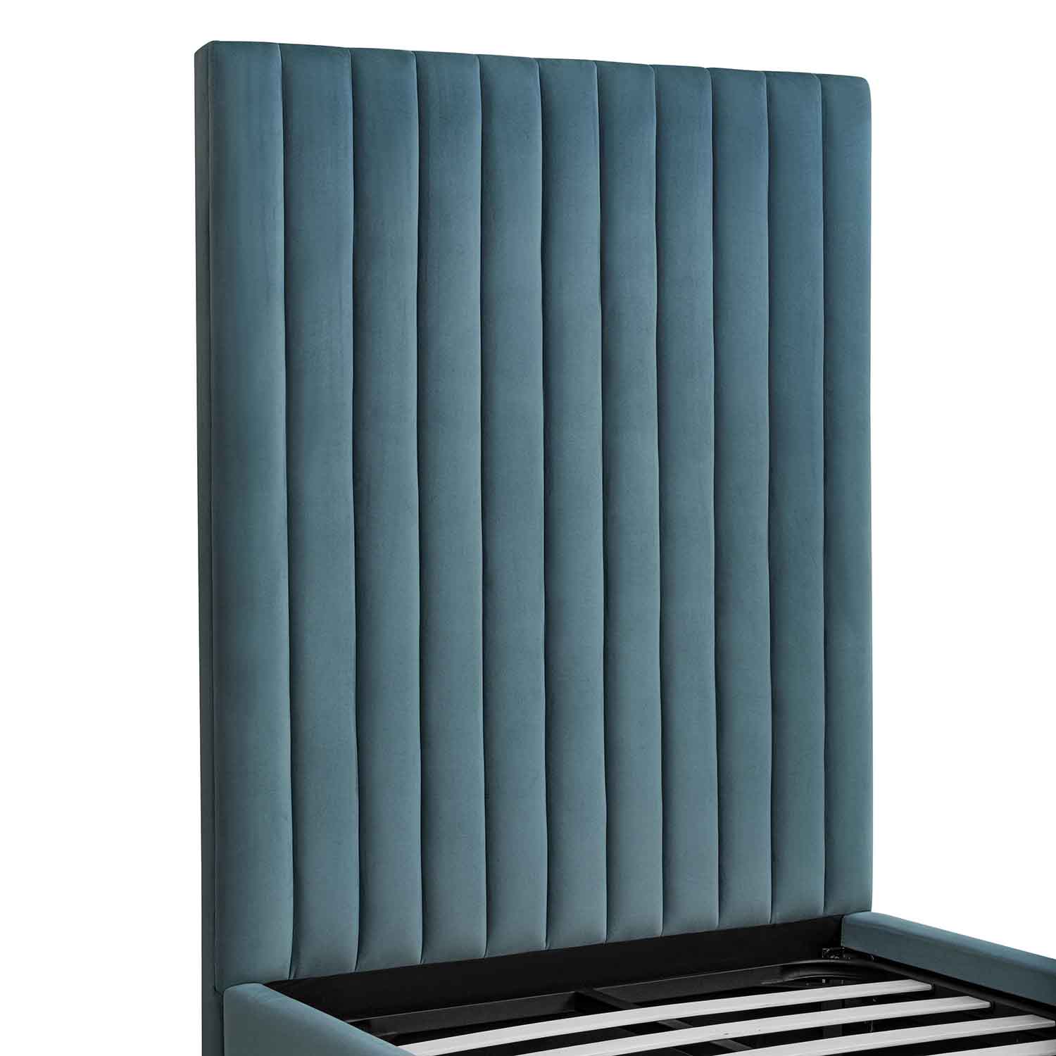 TOV Furniture Arabelle Velvet Bed