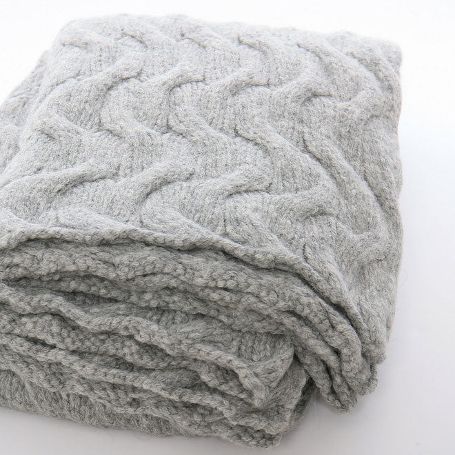 Sefte Trenza Knitted Throw Blanket – Paynes Gray