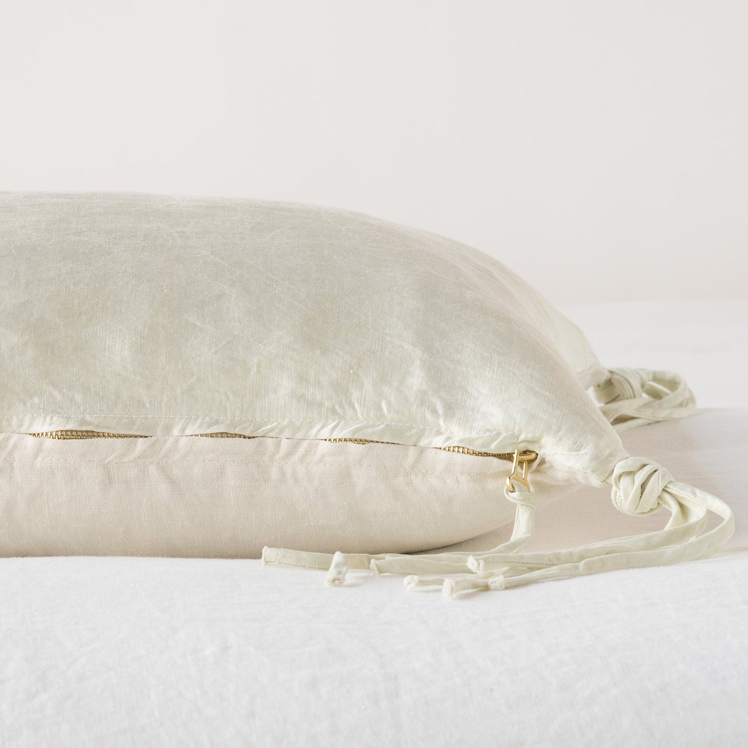 Bella Notte Taline Accent Pillow