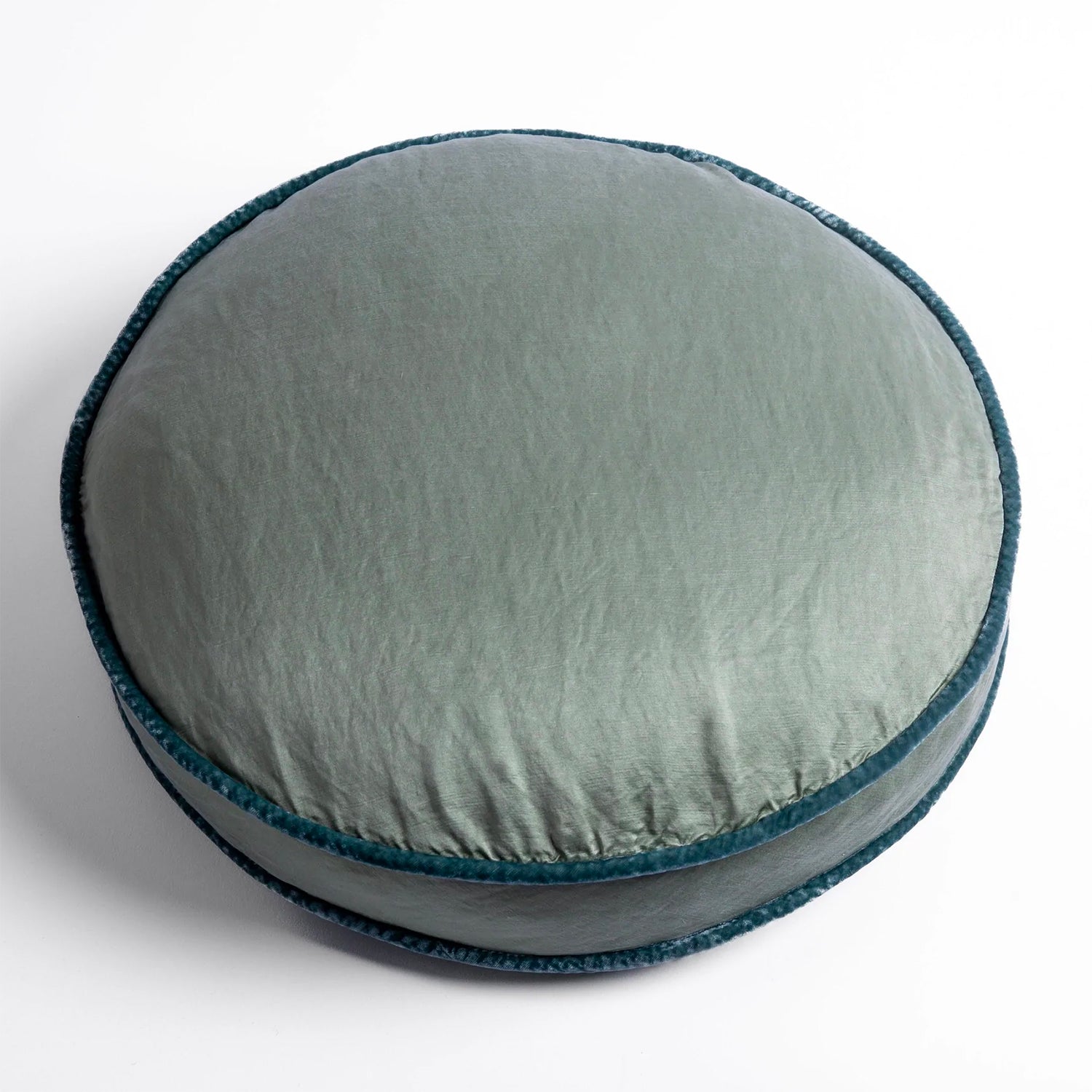 Bella Notte Paloma Round Throw Pillow