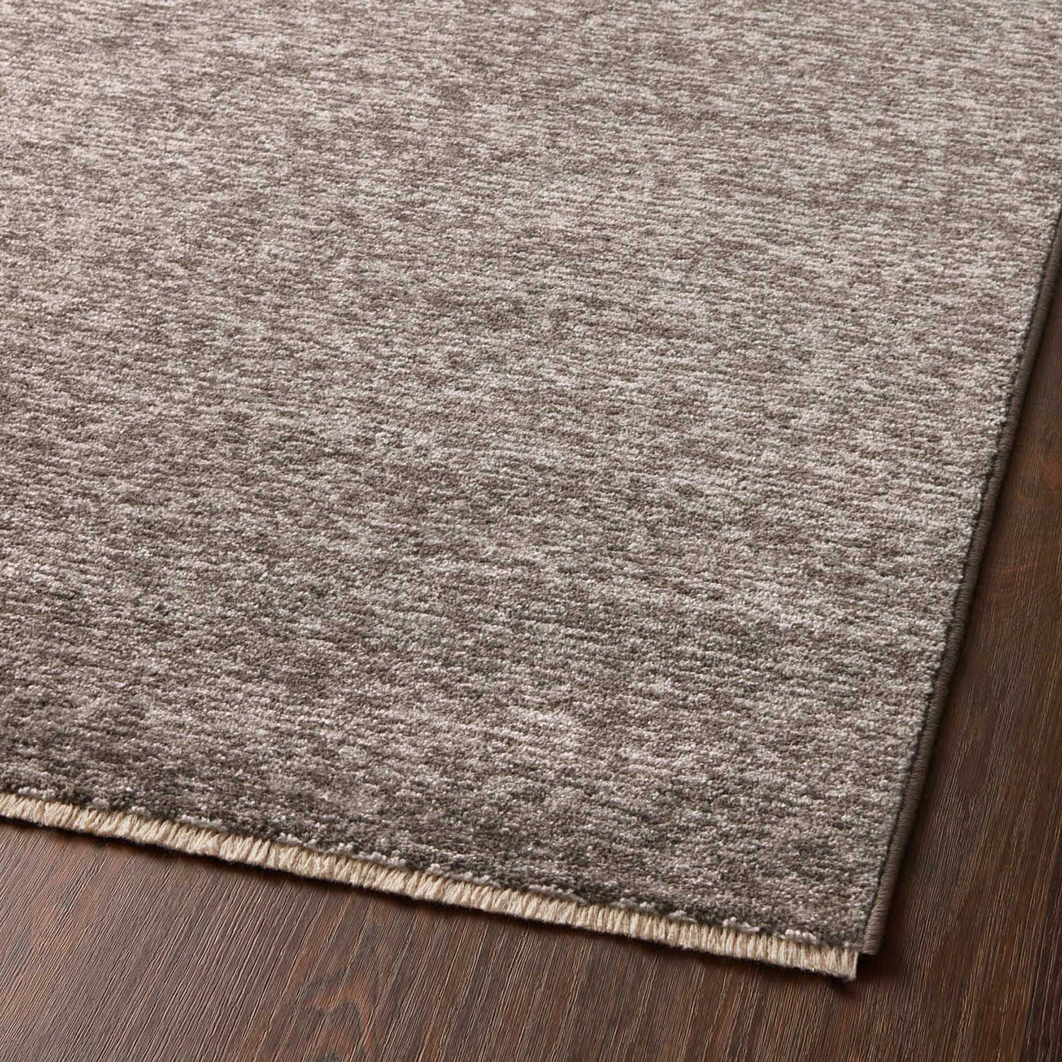 Loloi Vance Taupe/Dove Power Loomed Rug