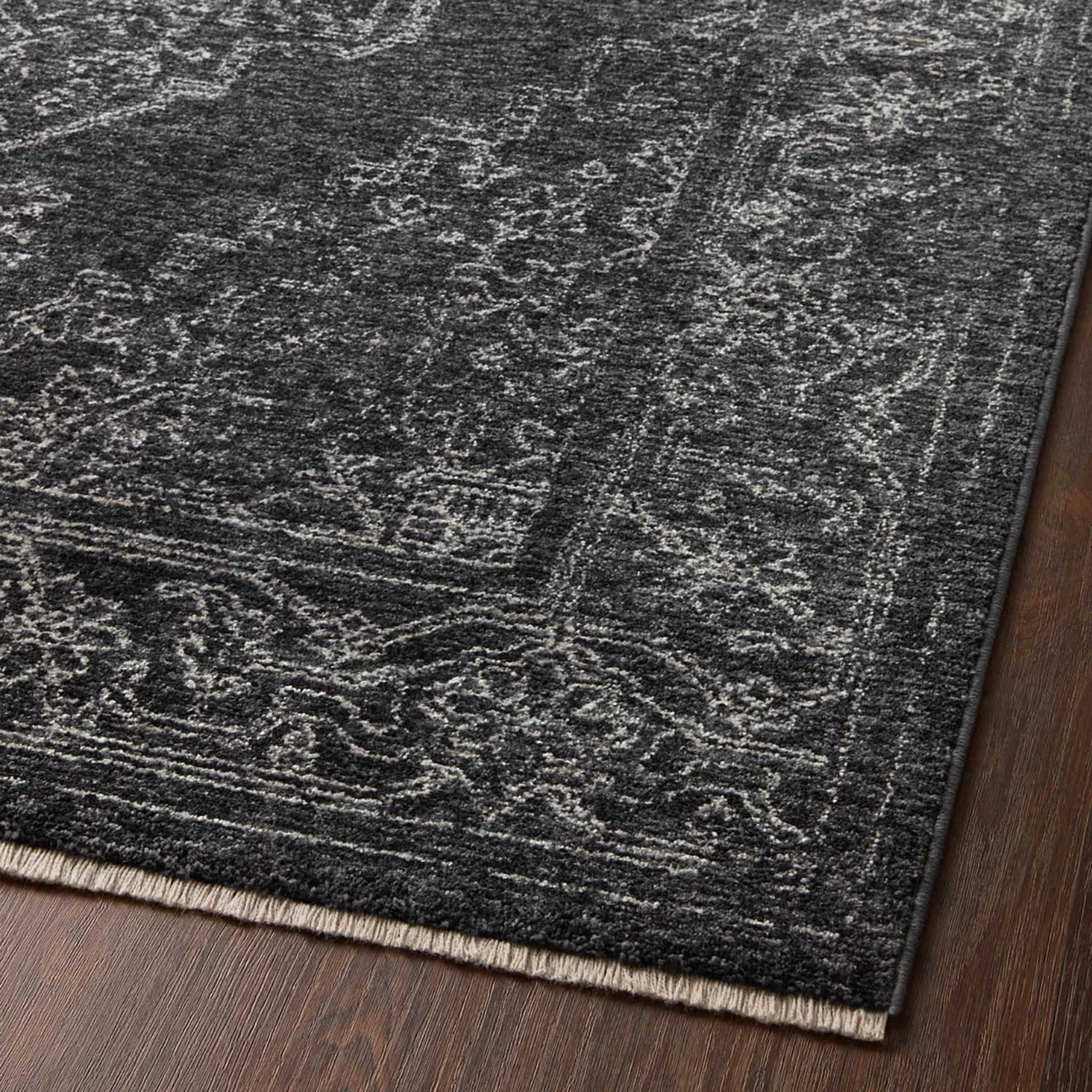 Loloi Vance Emilee Power Loomed Rug