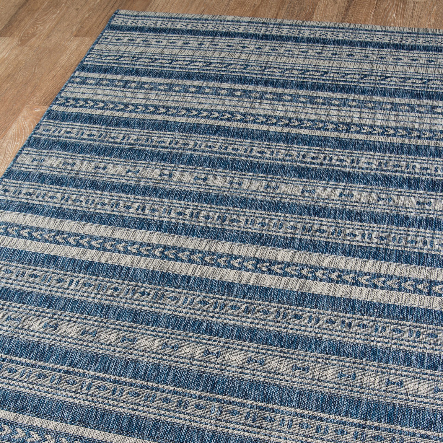 Ventura Stripe Indoor/Outdoor Rug