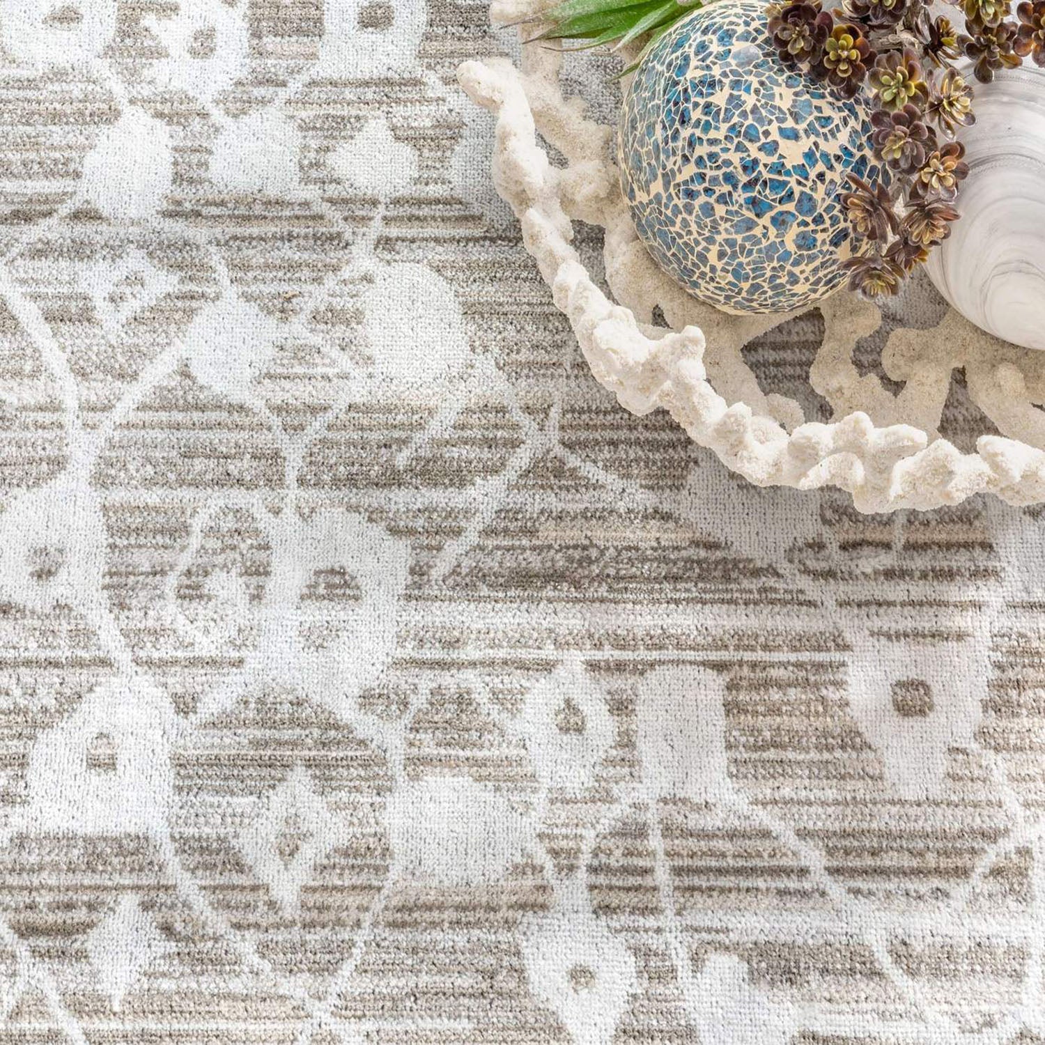 Lanier Machine Made Rug