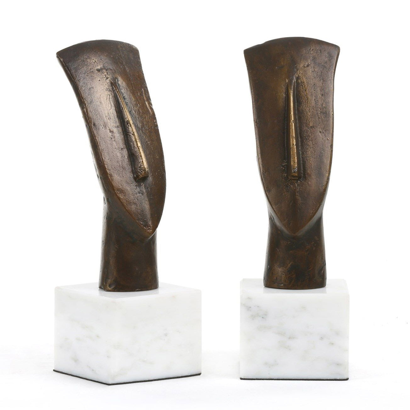 Villa and House Alberto Statue Set Of 2