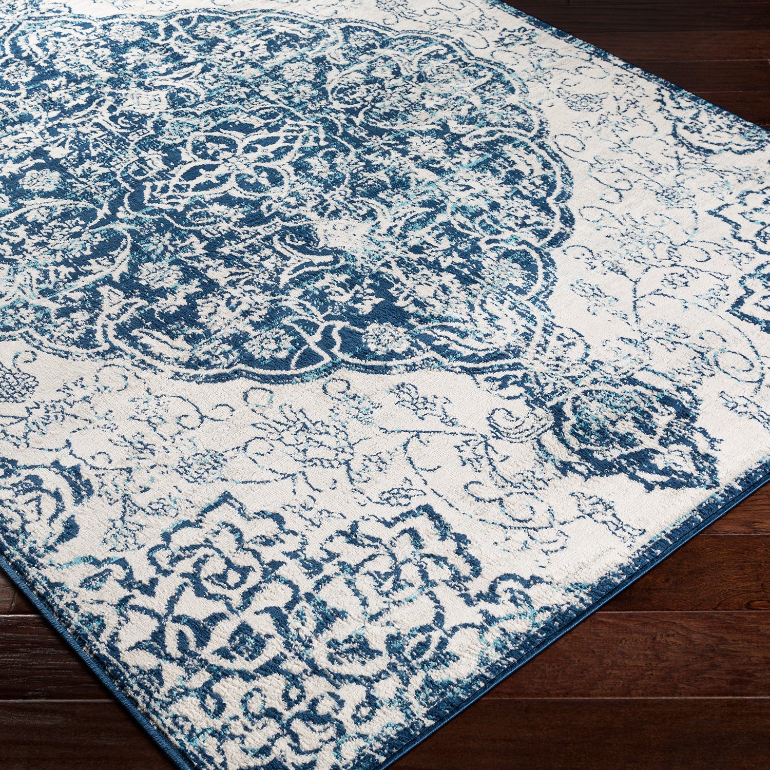 Livabliss Floransa Caitie Machine Woven Rug