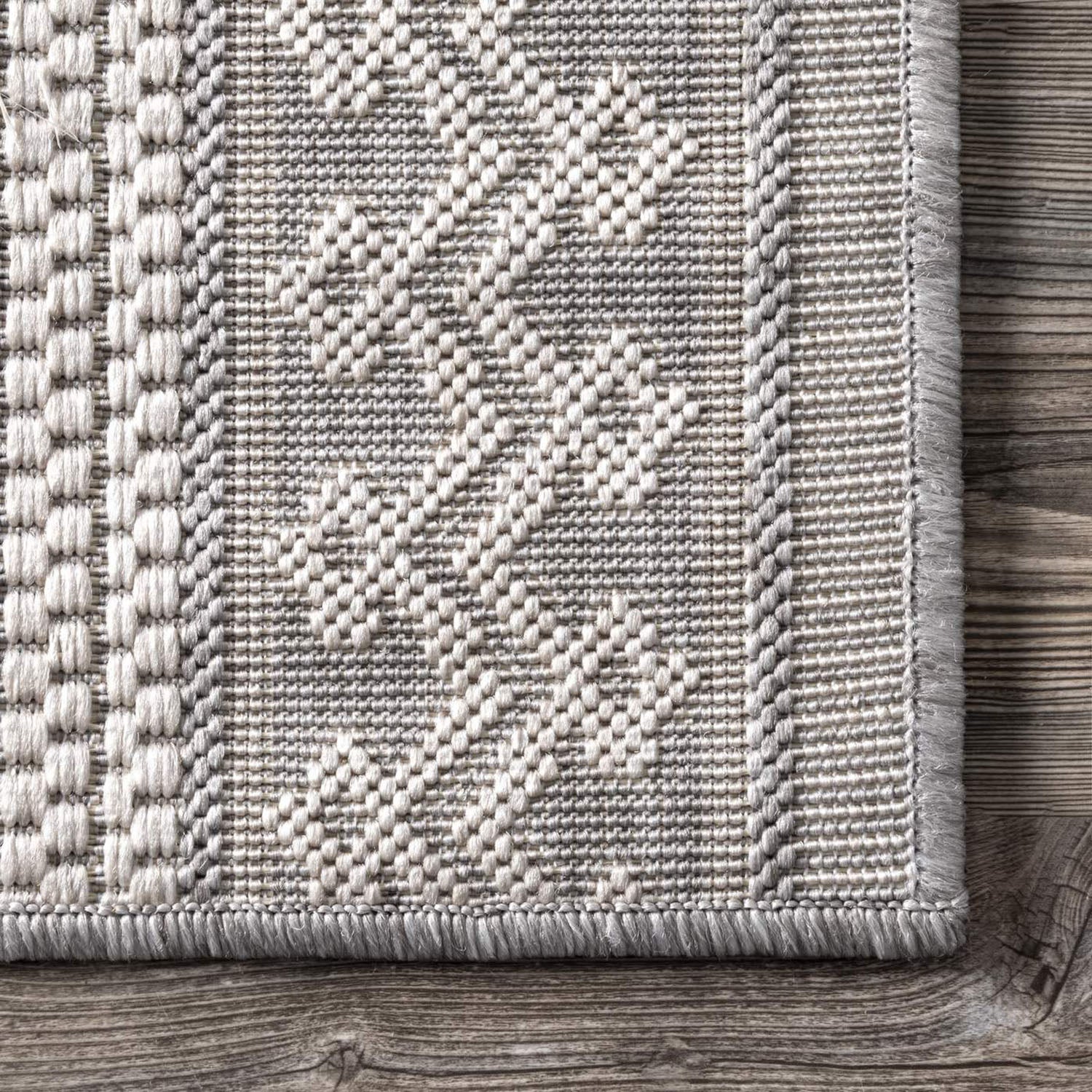 Garcia Indoor/Outdoor Rug