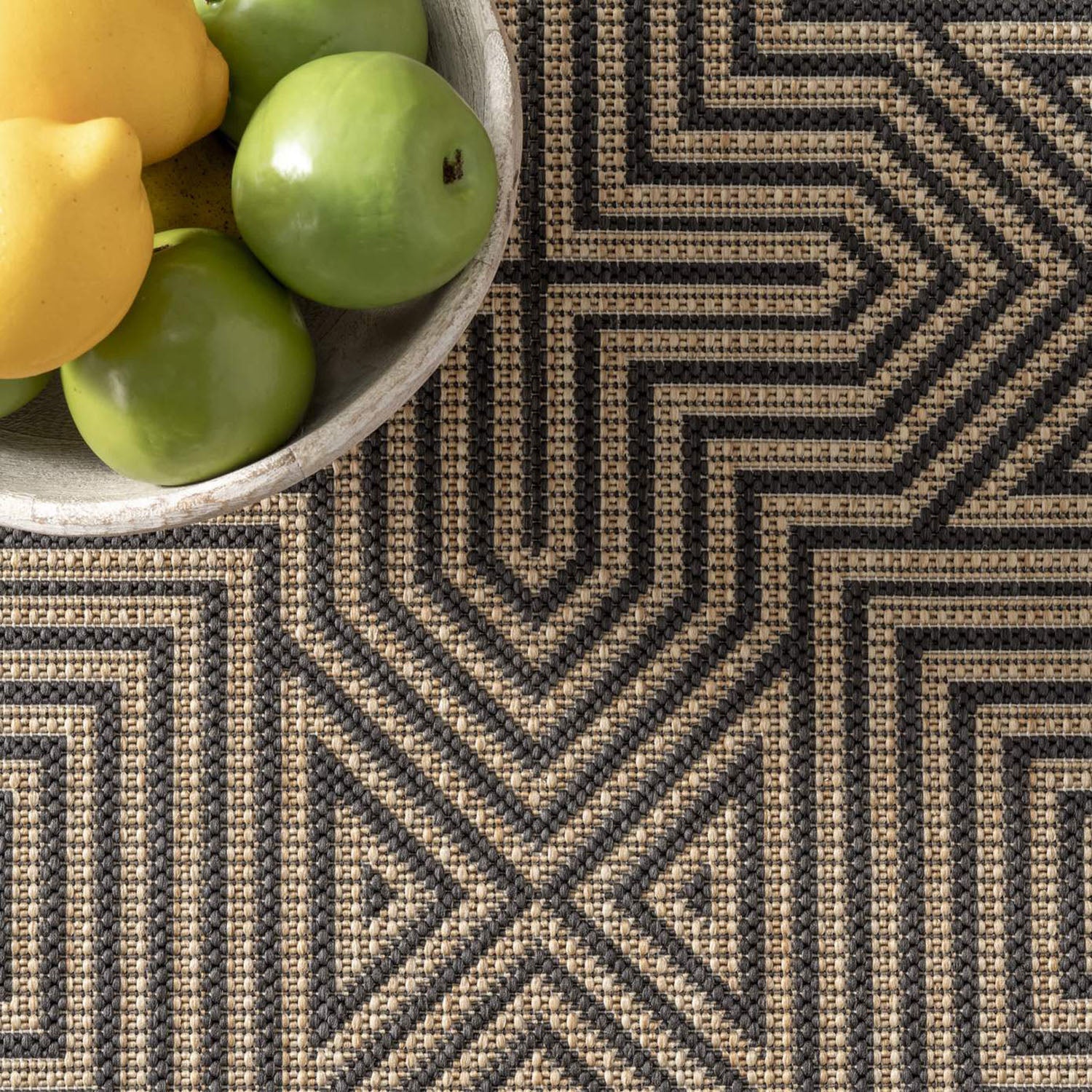 Hiland Indoor/Outdoor Rug