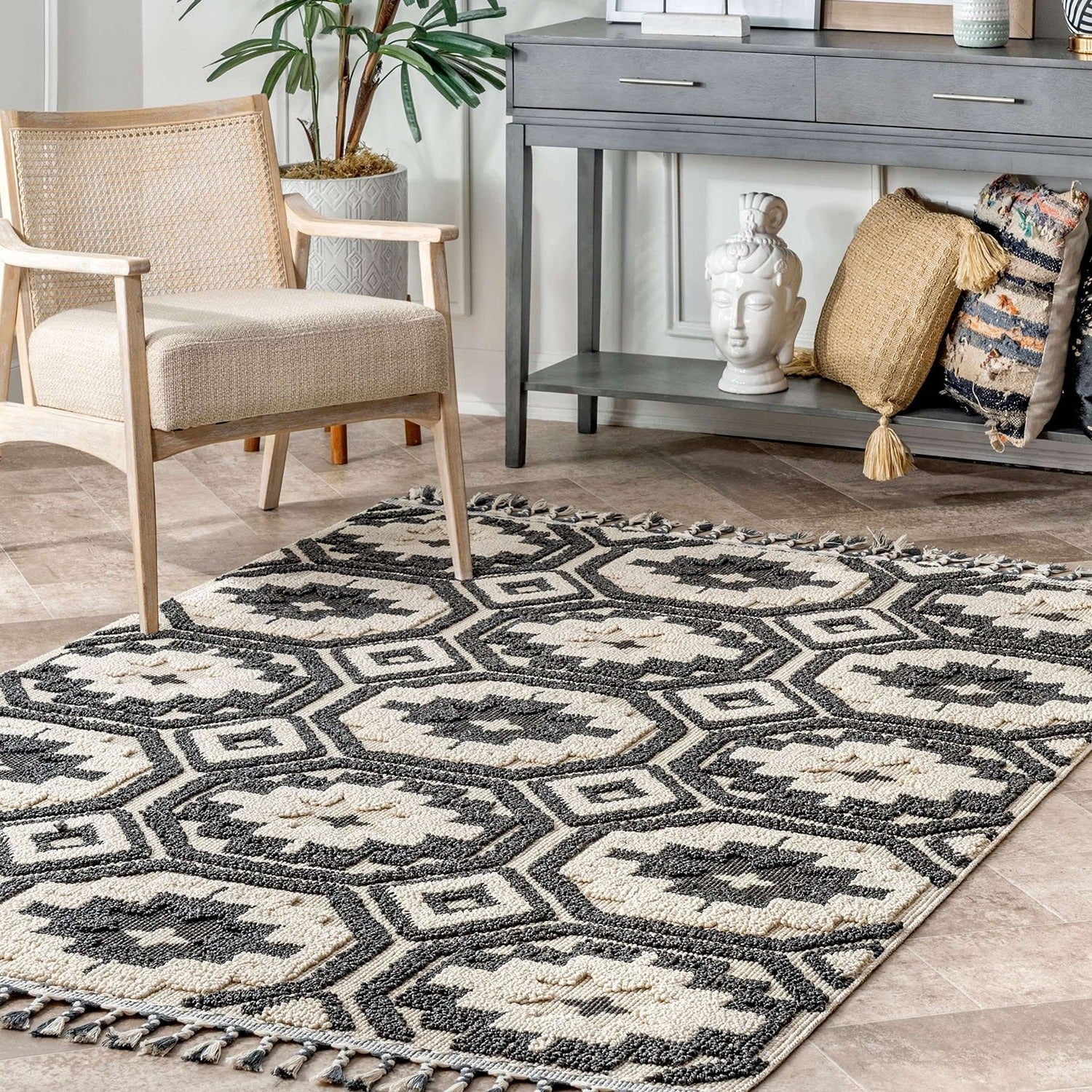 Sitzler Machine Made Rug