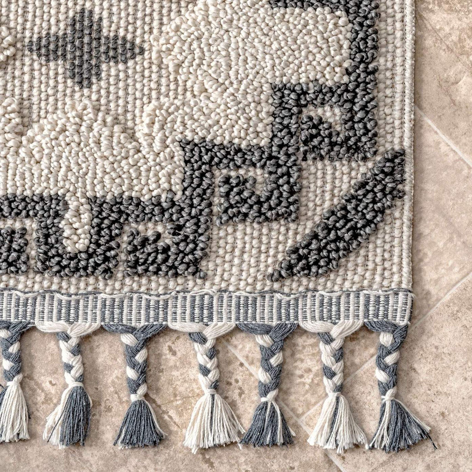 Sitzler Machine Made Rug