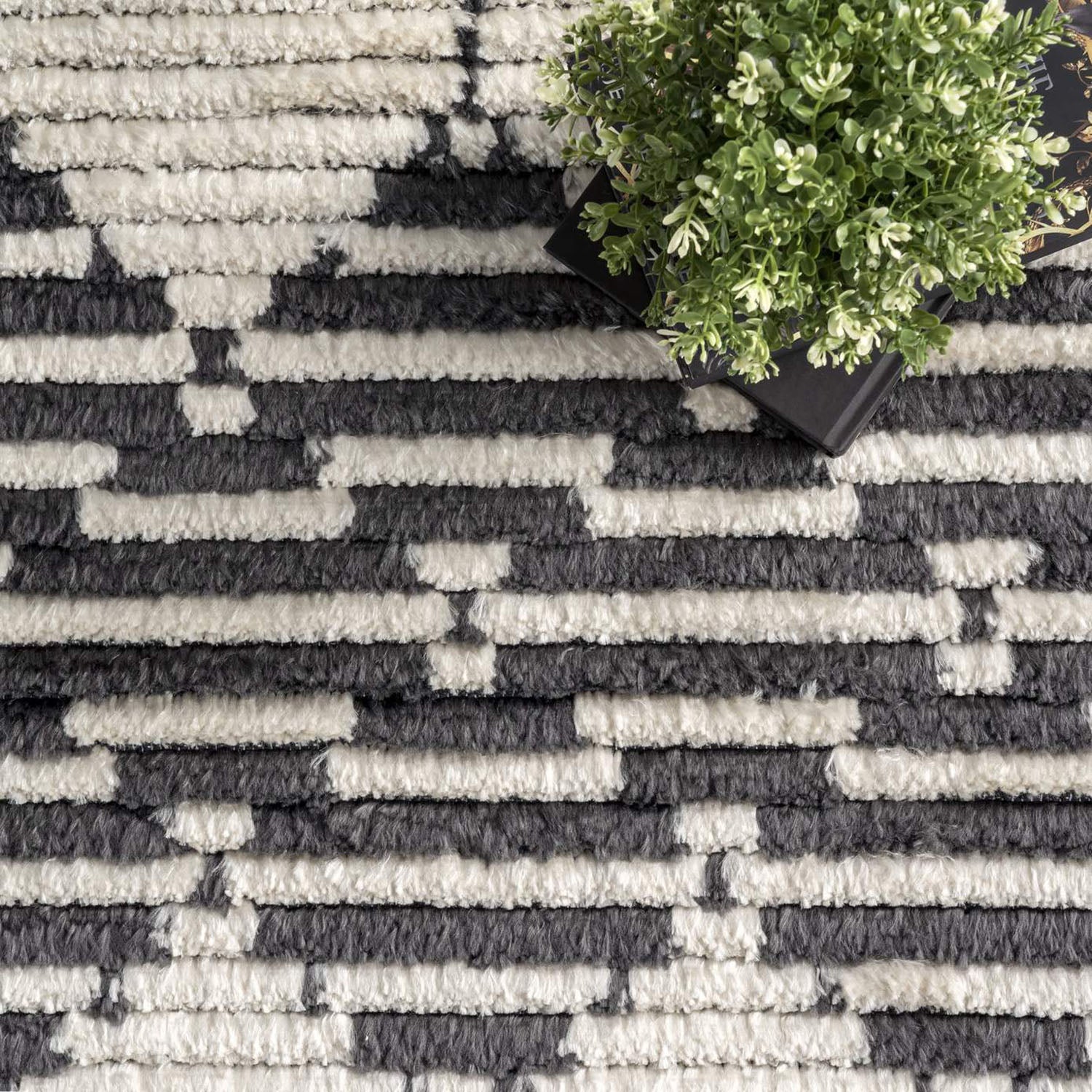 Vernon Machine Made Rug