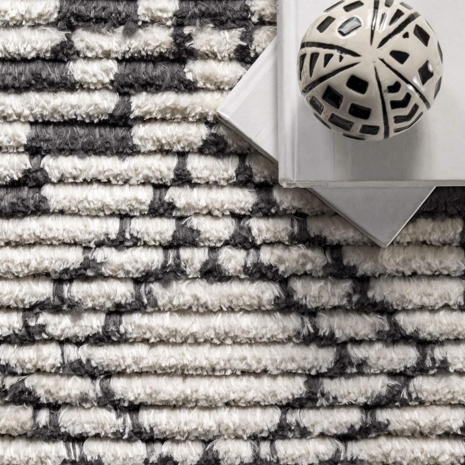 Magnolia Machine Made Rug