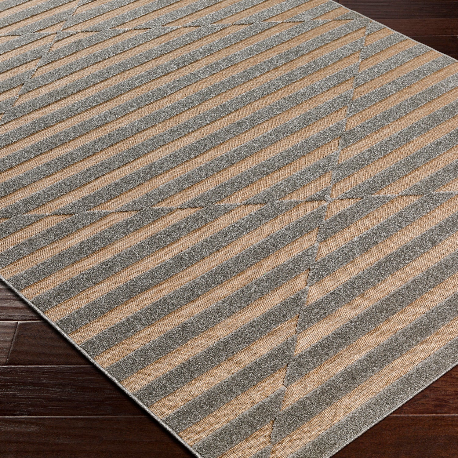 Livabliss Greenwich Tesla Indoor/Outdoor Rug