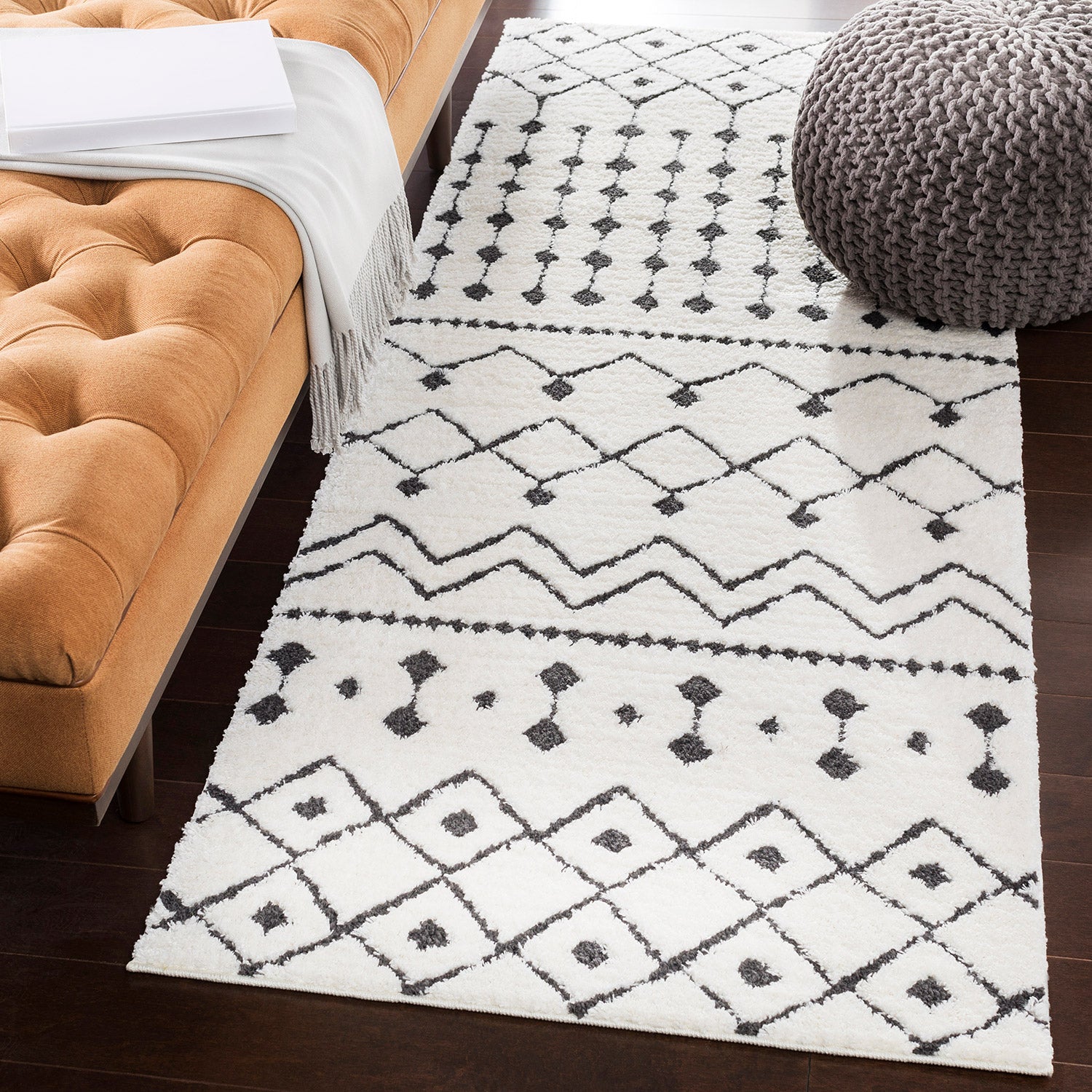 Livabliss Moroccan Tri Shag White Rug