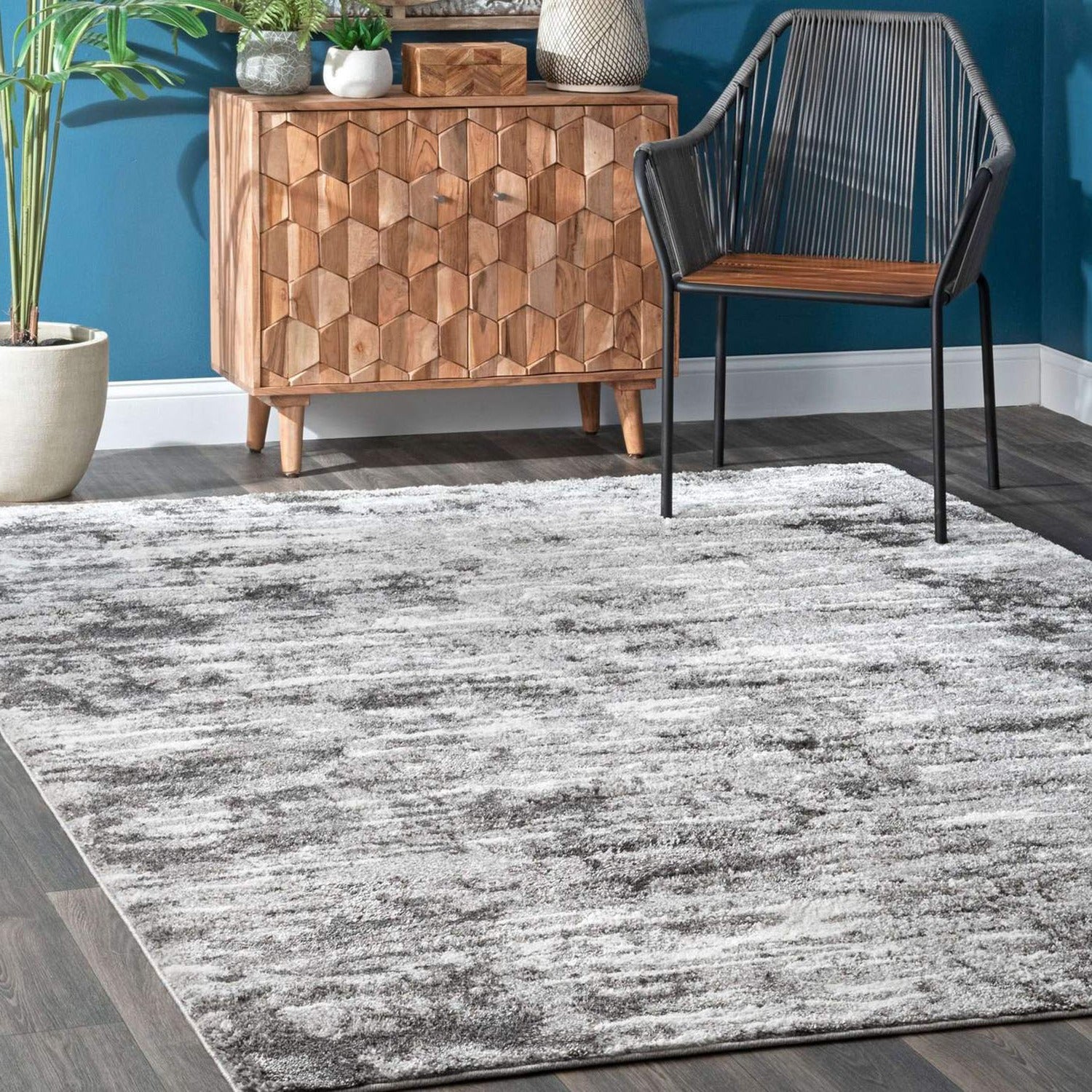 Henry Machine Made Rug