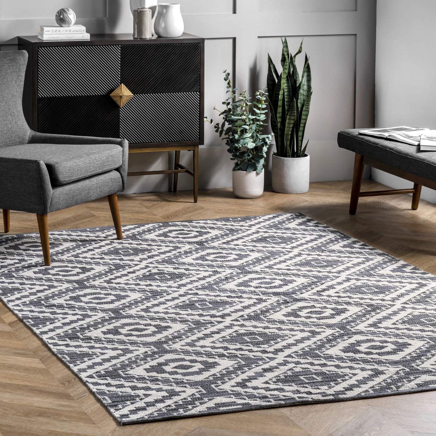 Pleasant Flatweave Rug