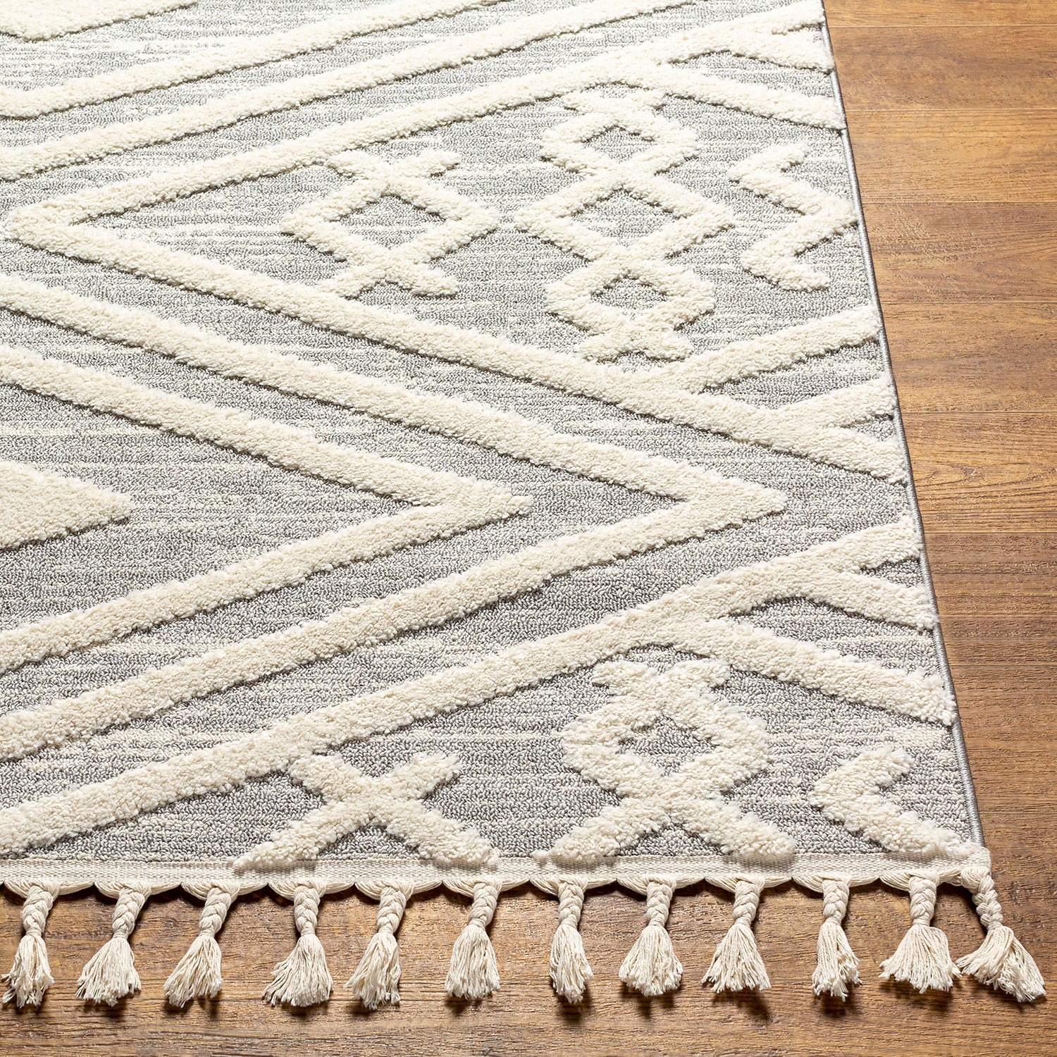 Livabliss Nora Tallulah Machine Woven Rug