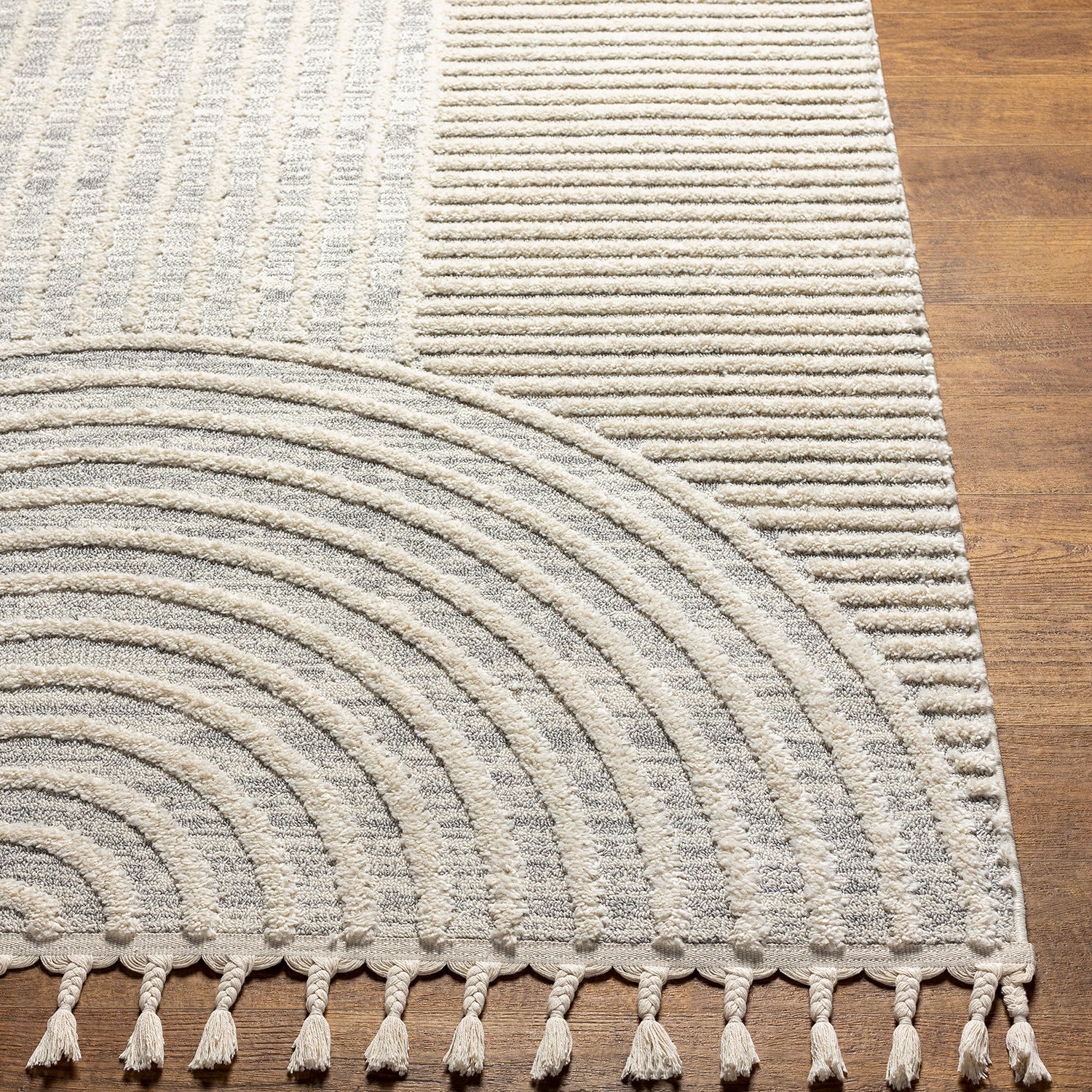 Livabliss Nora Duffy Machine Woven Rug