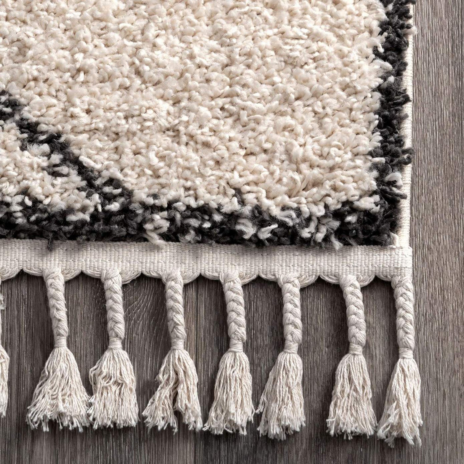 Bumpus Machine Made Rug