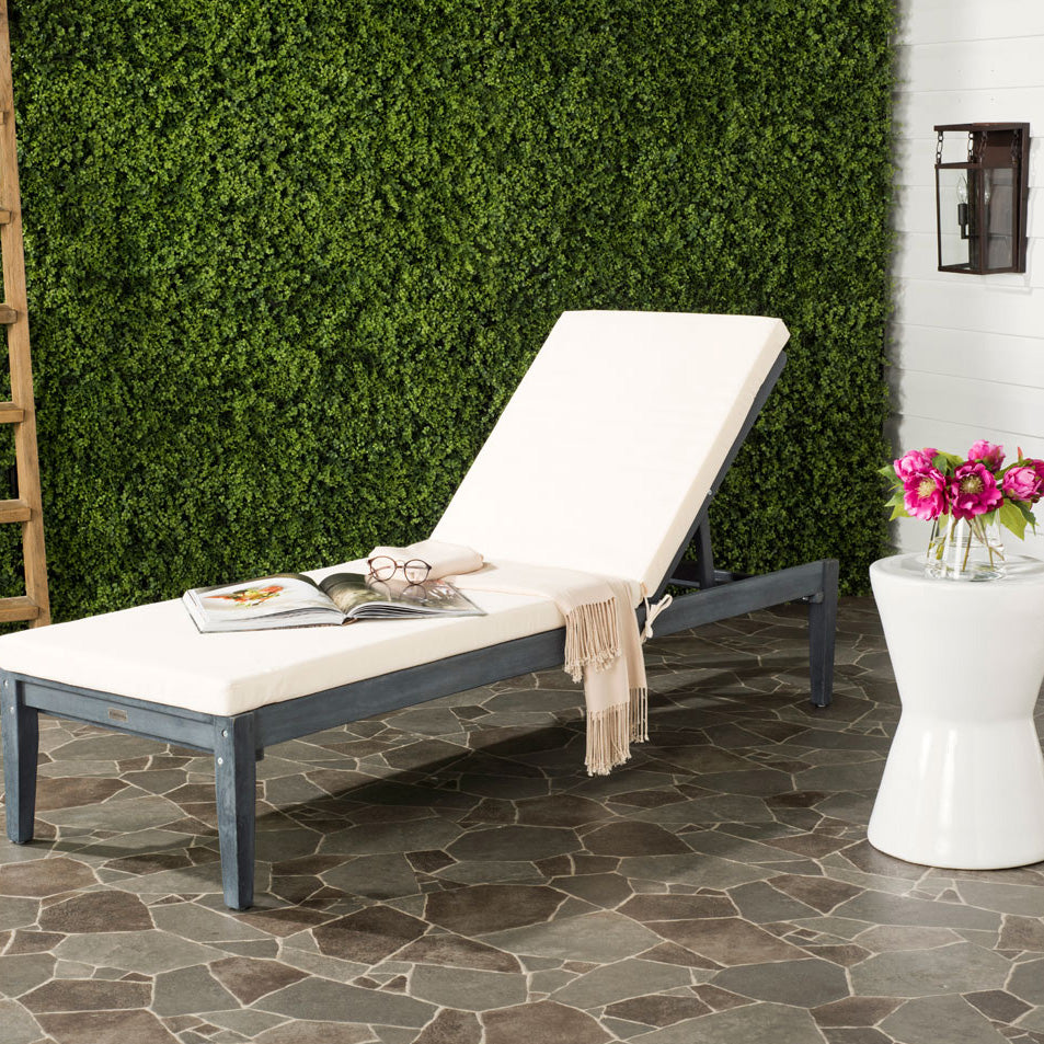 Grampian Outdoor Chaise Lounge