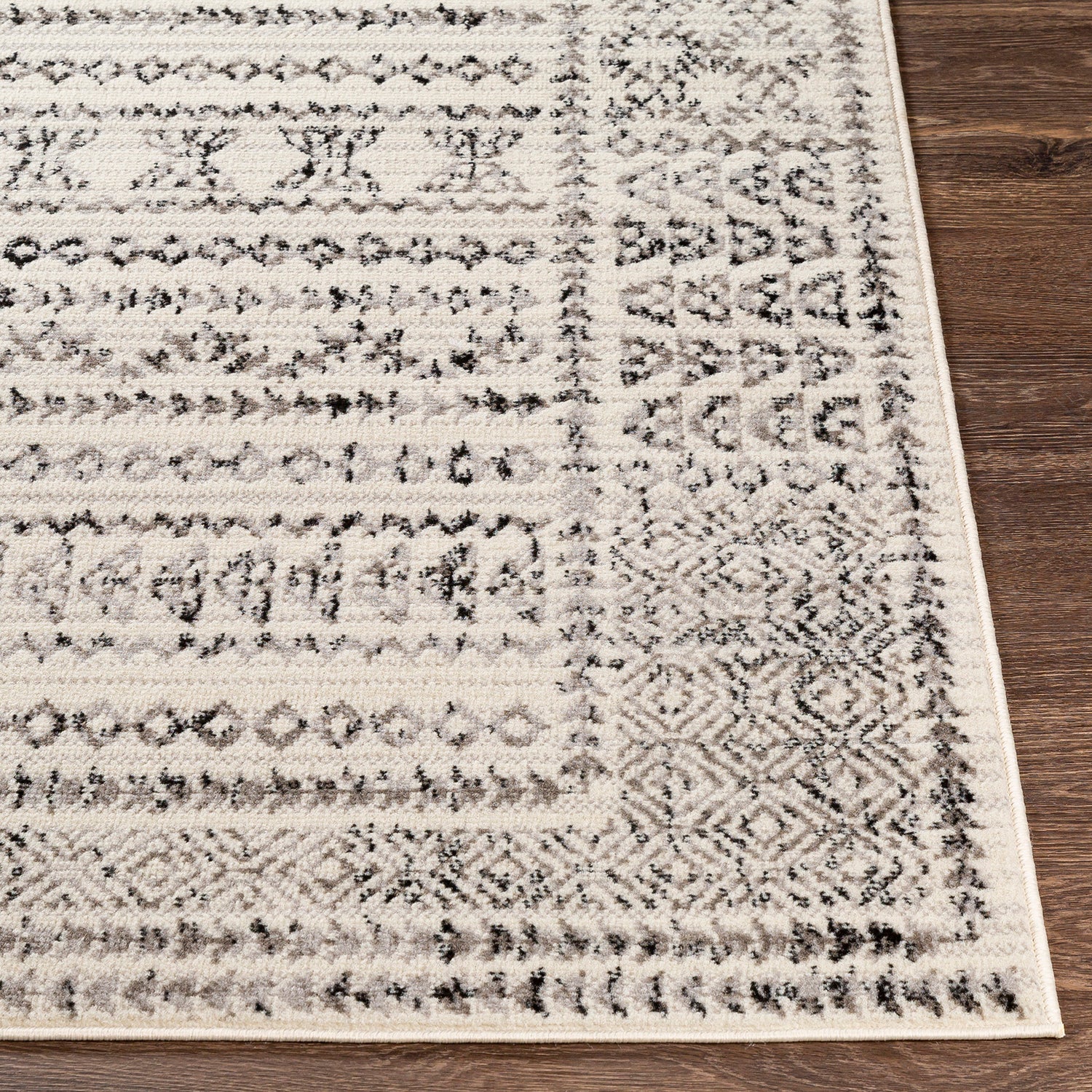 Livabliss Pisa Frame Machine Woven Rug