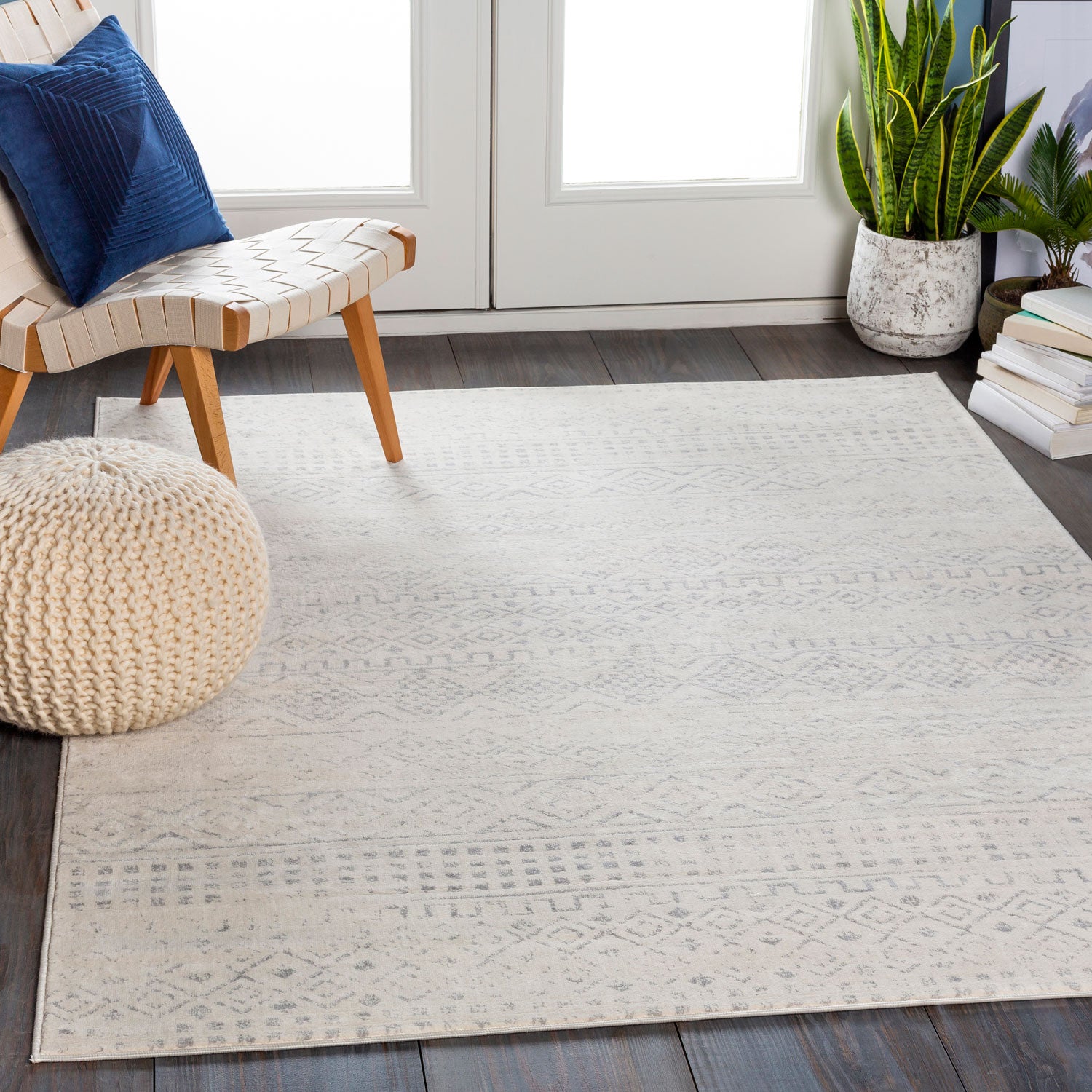 Livabliss Roma Row Machine Woven Rug