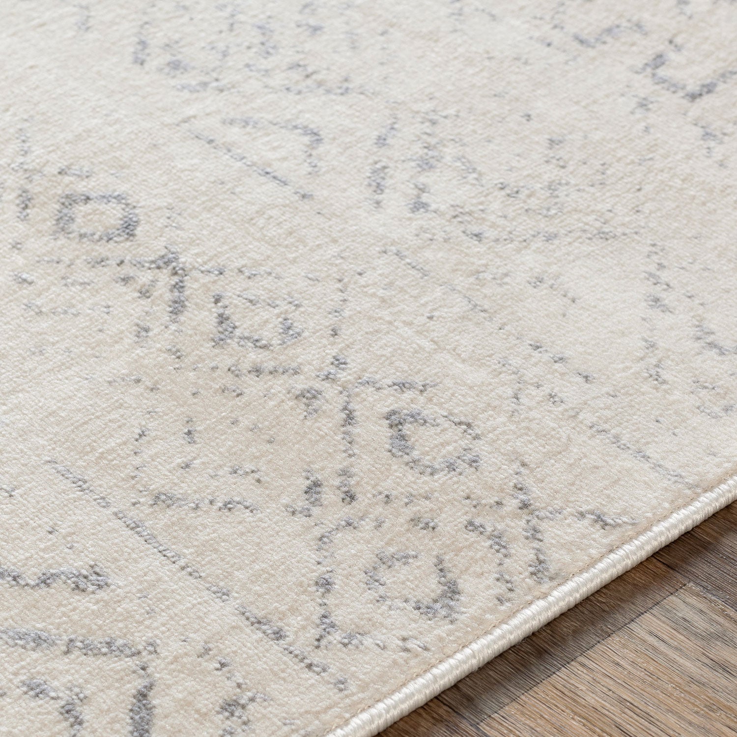 Livabliss Roma Row Machine Woven Rug