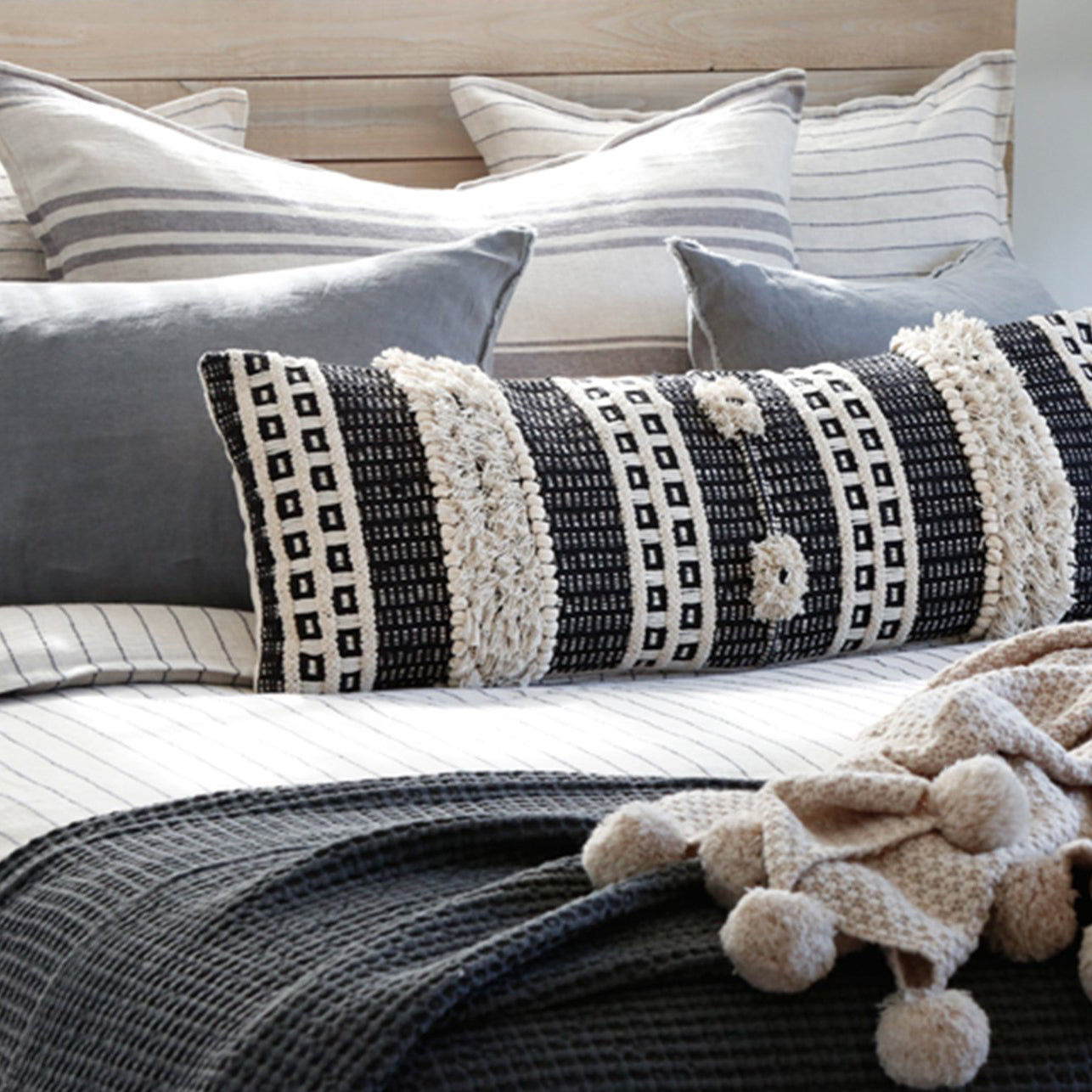 Pom Pom at Home Zuma Bed Blanket