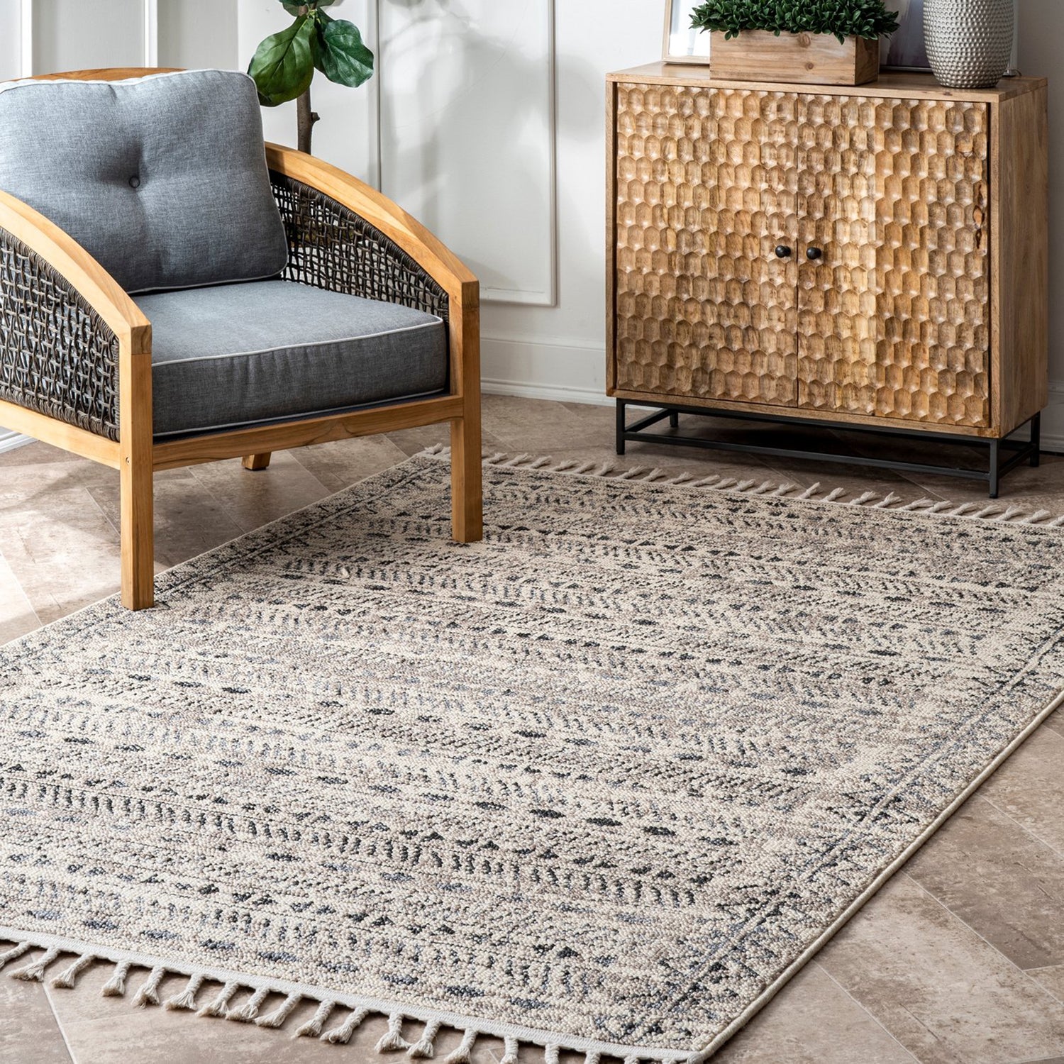 Travis Machine Made Rug