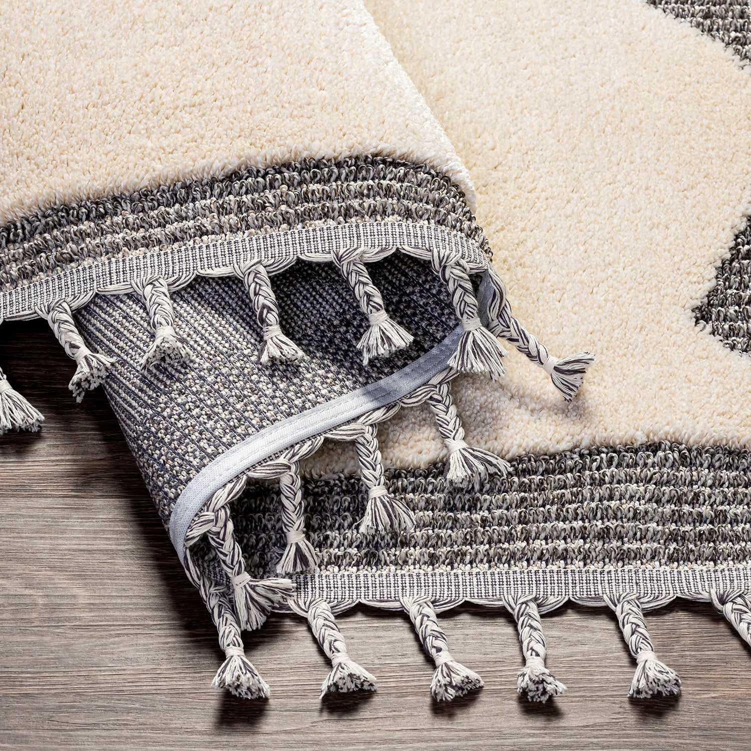 Livabliss Sousse Luella Machine Woven Rug