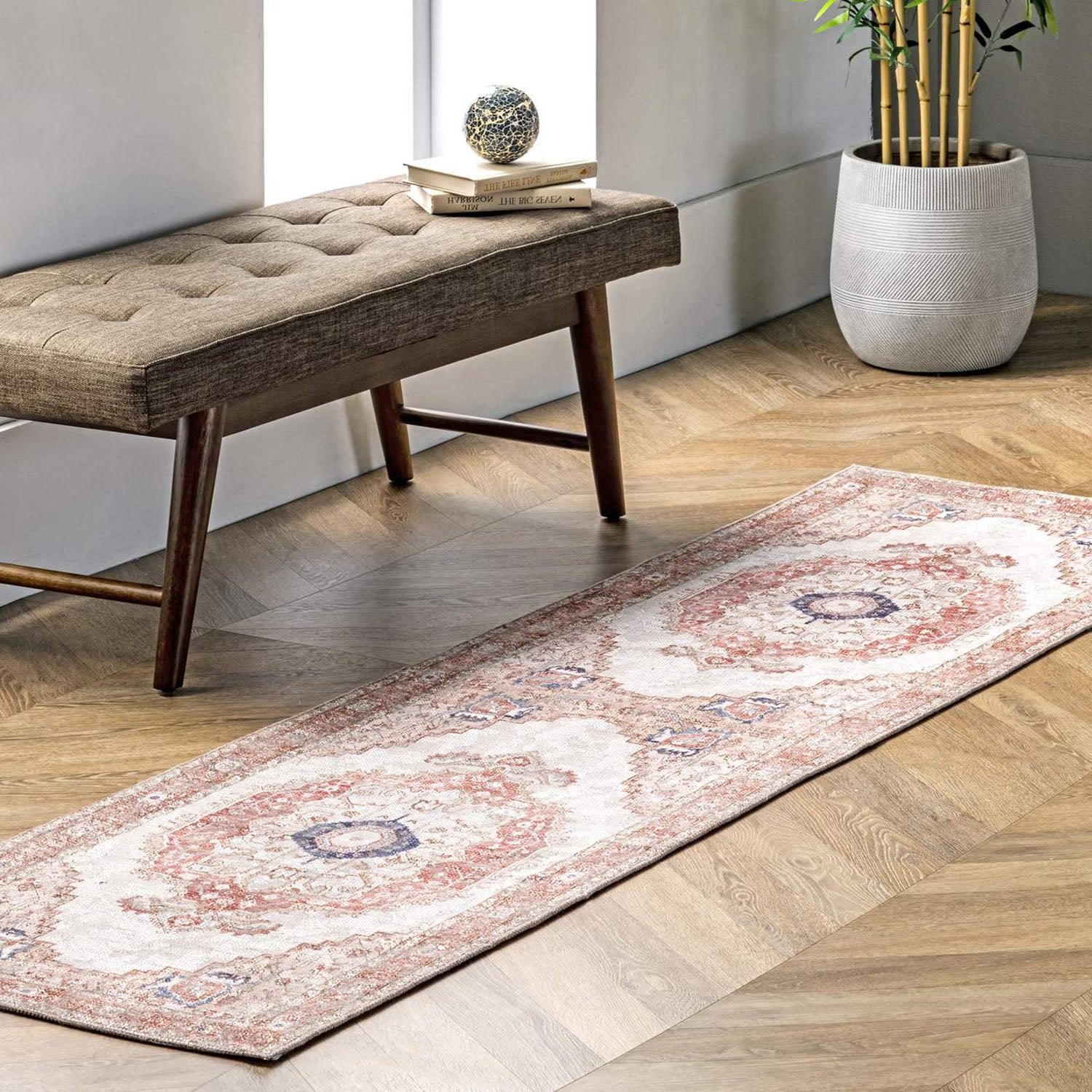 Evan Machine Made Rug