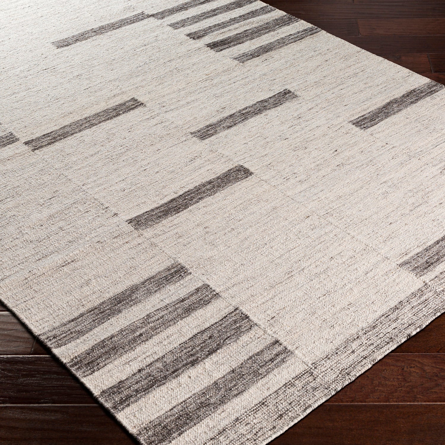 Surya Tamaris Nina Hand Woven Rug