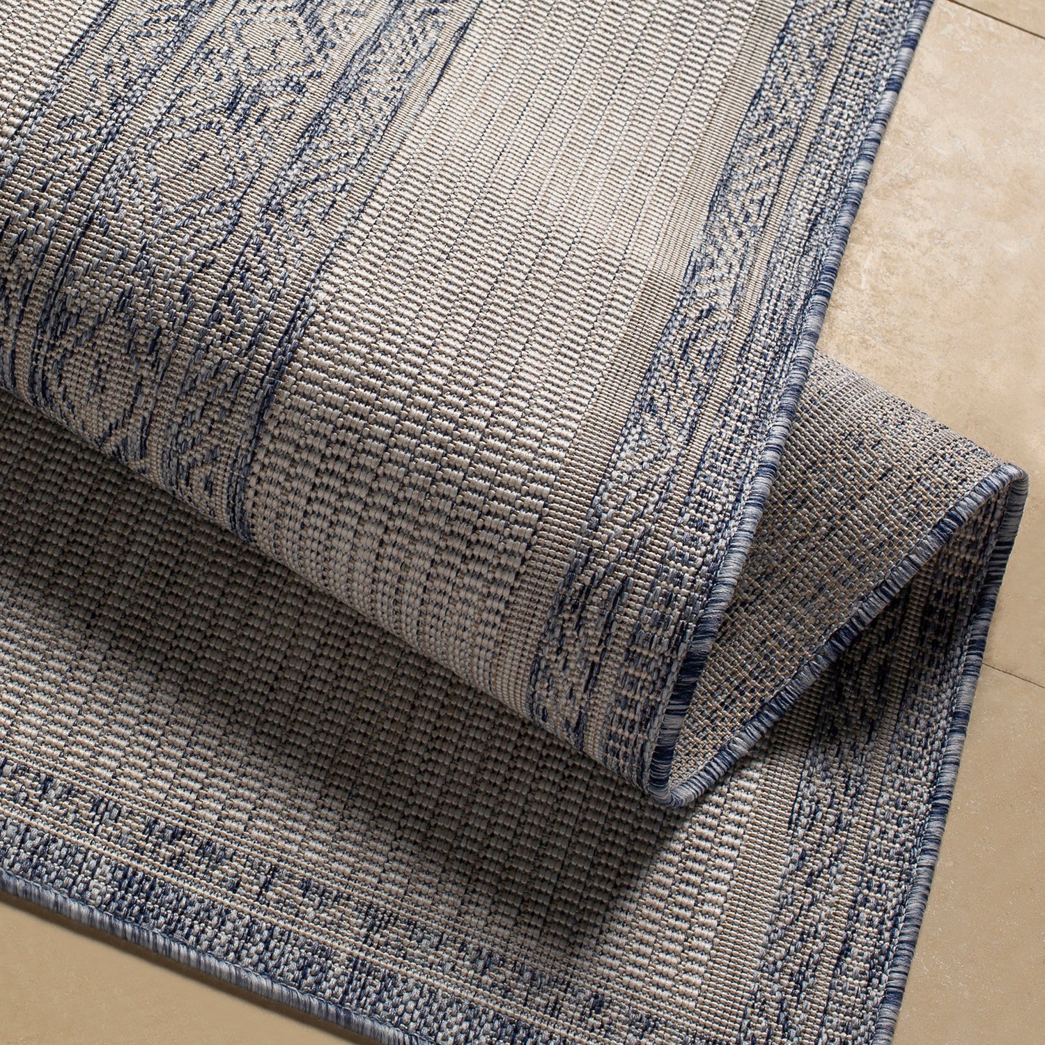 Livabliss Tuareg Ansley Indoor/Outdoor Rug